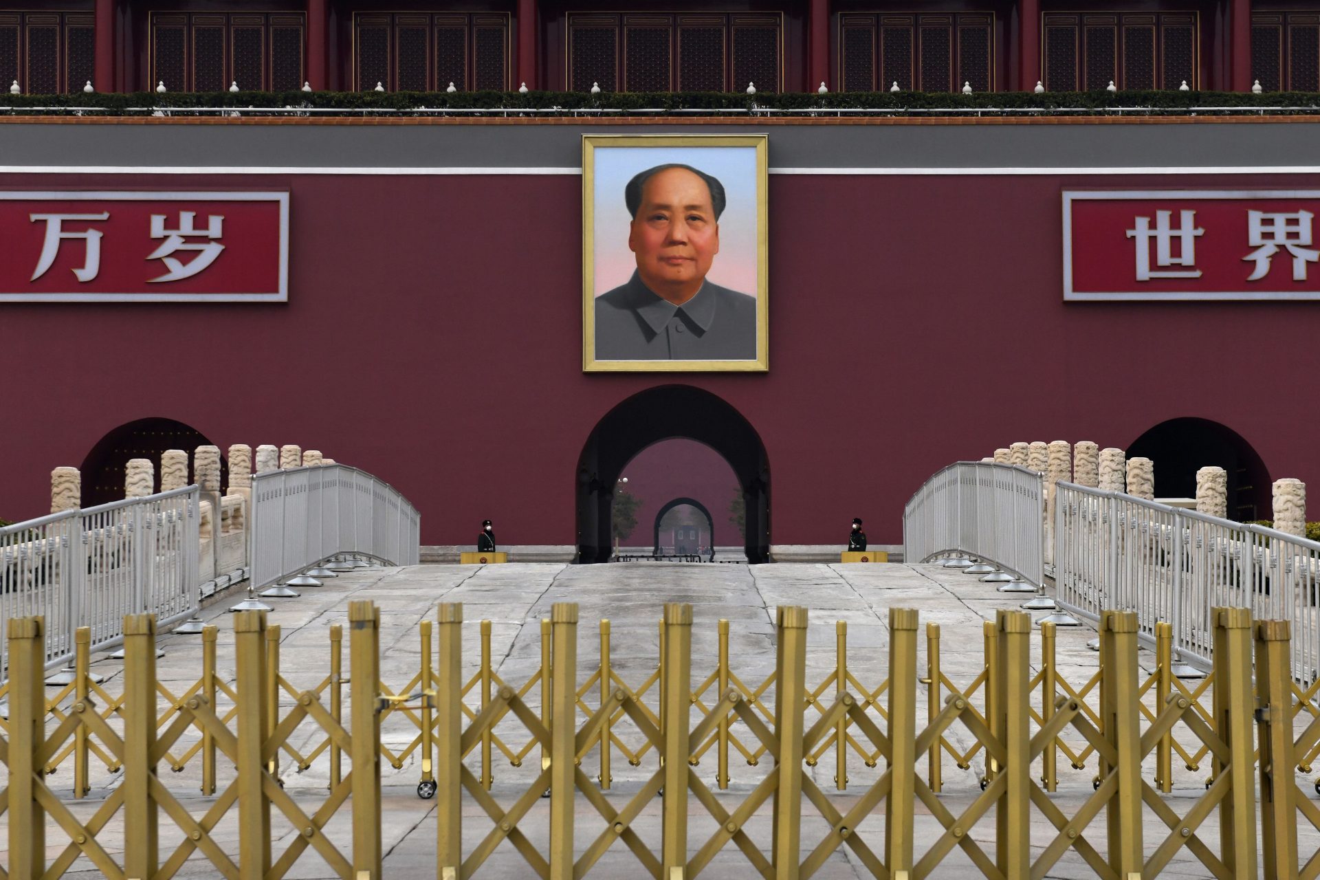 Mao Zedong en la plaza de Tiananmén