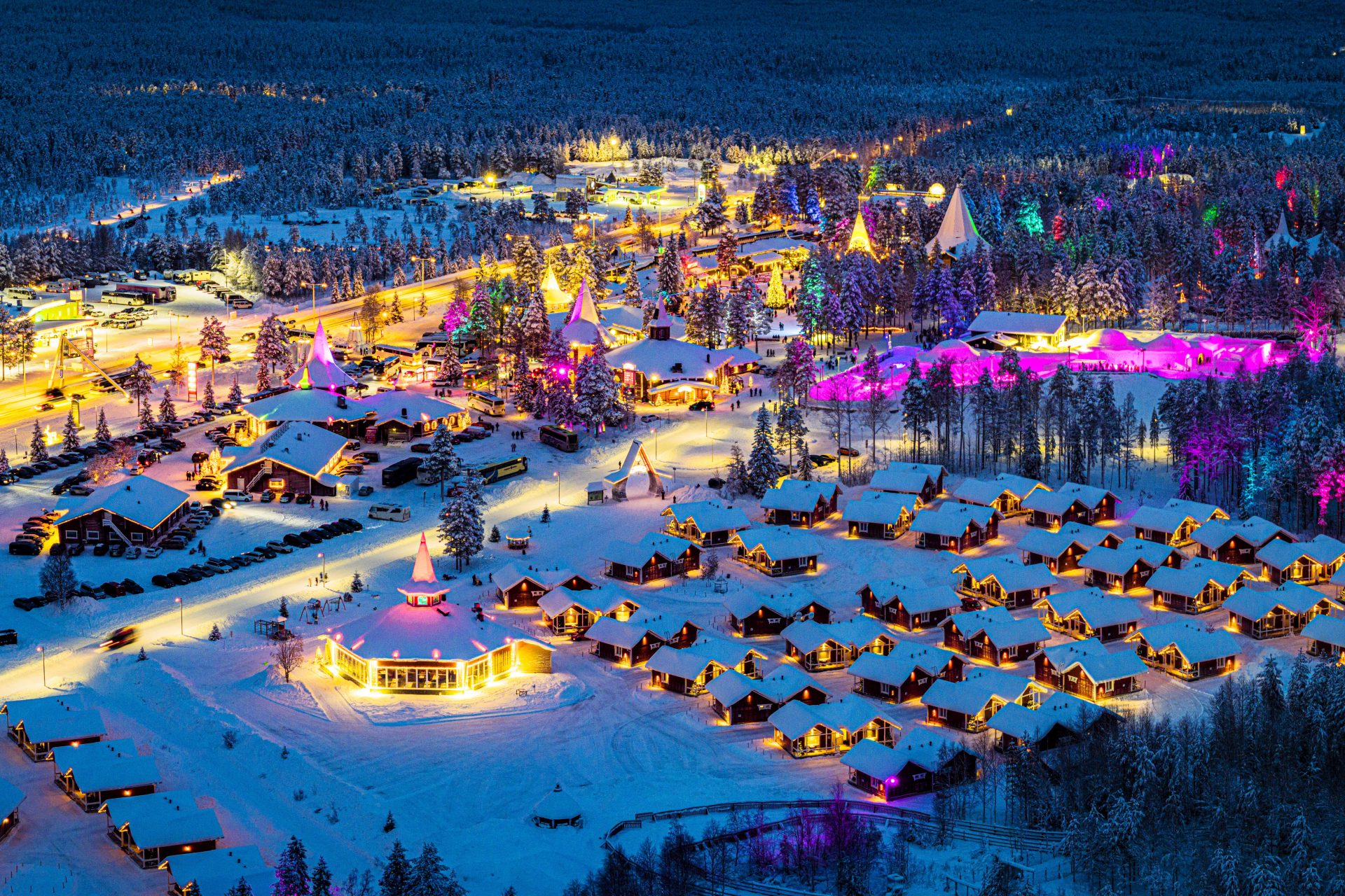 Pueblo de Papá Noel en Rovaniemi, Laponia (Finlandia)