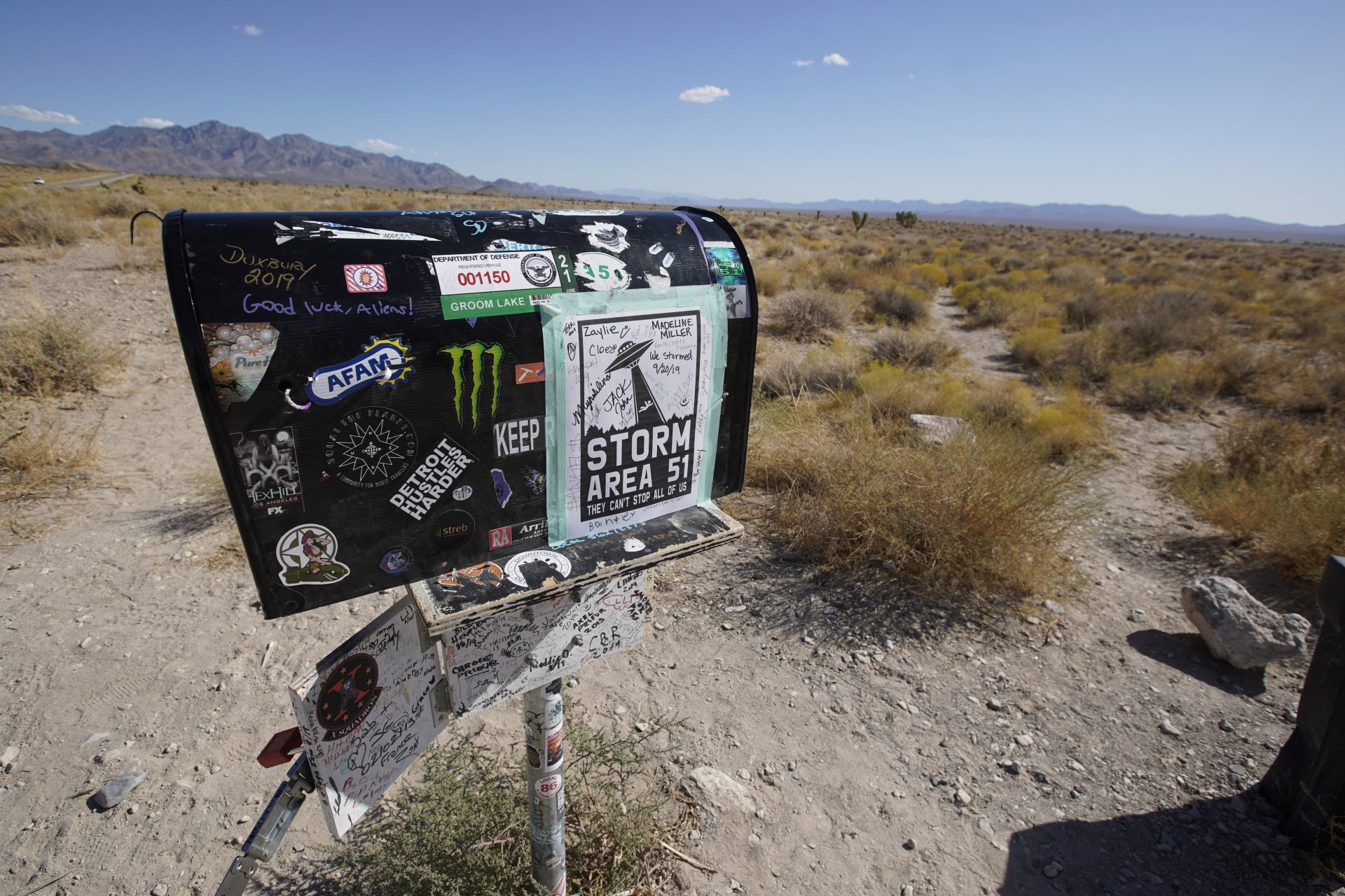 Guide to Area 51: What about aliens?