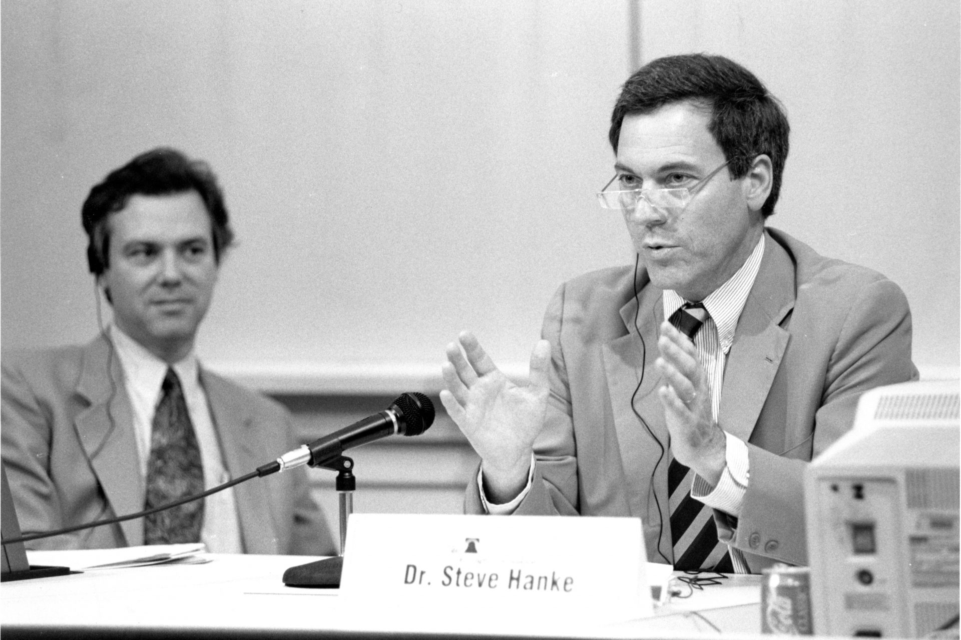 El profesor Steve Hanke 