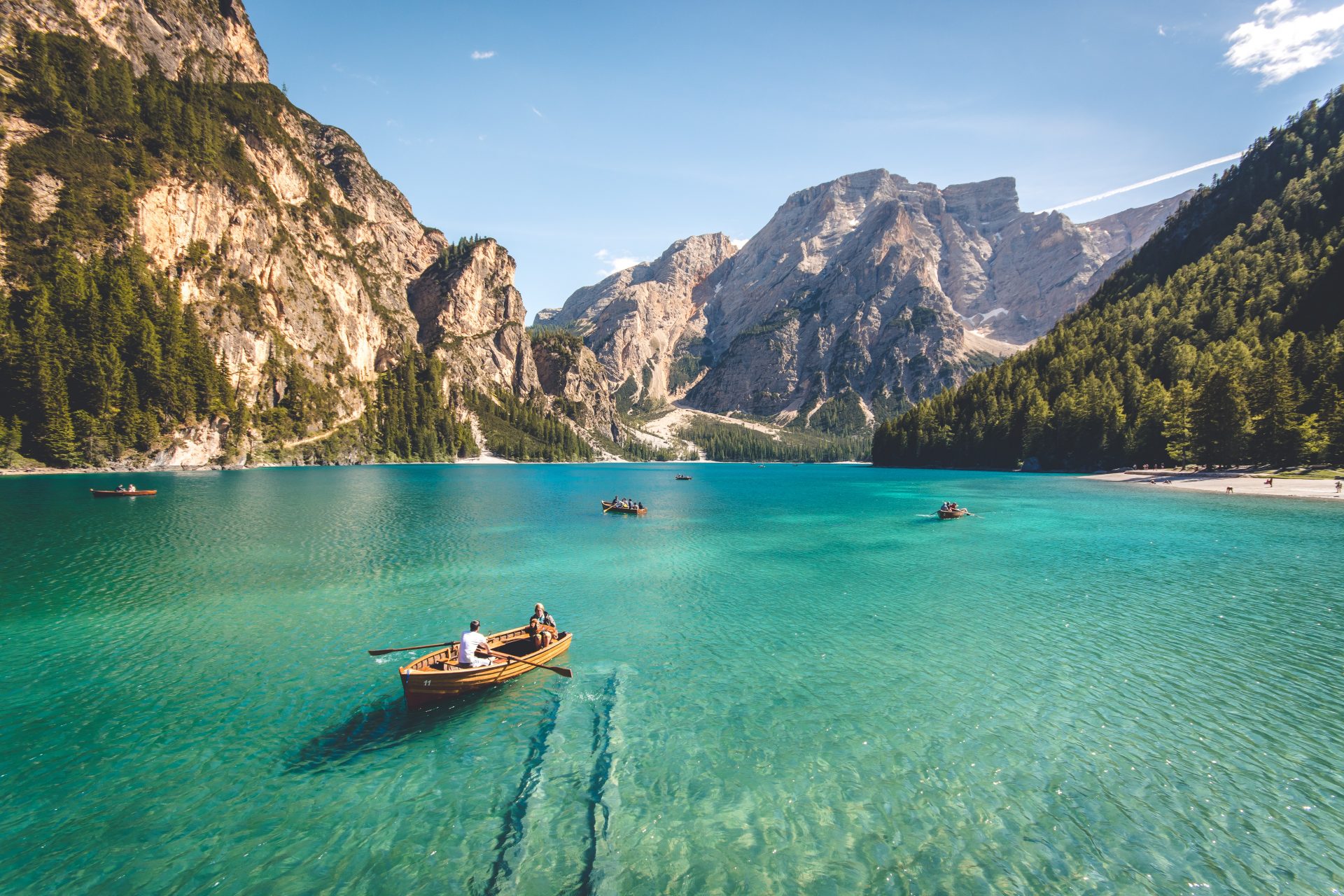 I vantaggi di una vacanza vicino a uno specchio d'acqua 