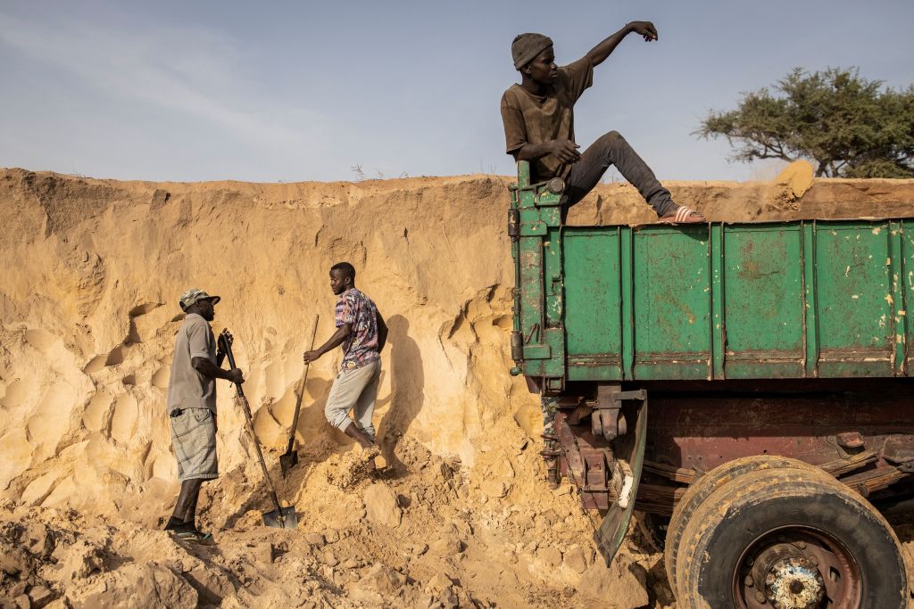 L'extraction de sable n'est pas réglementée dans de nombreux pays