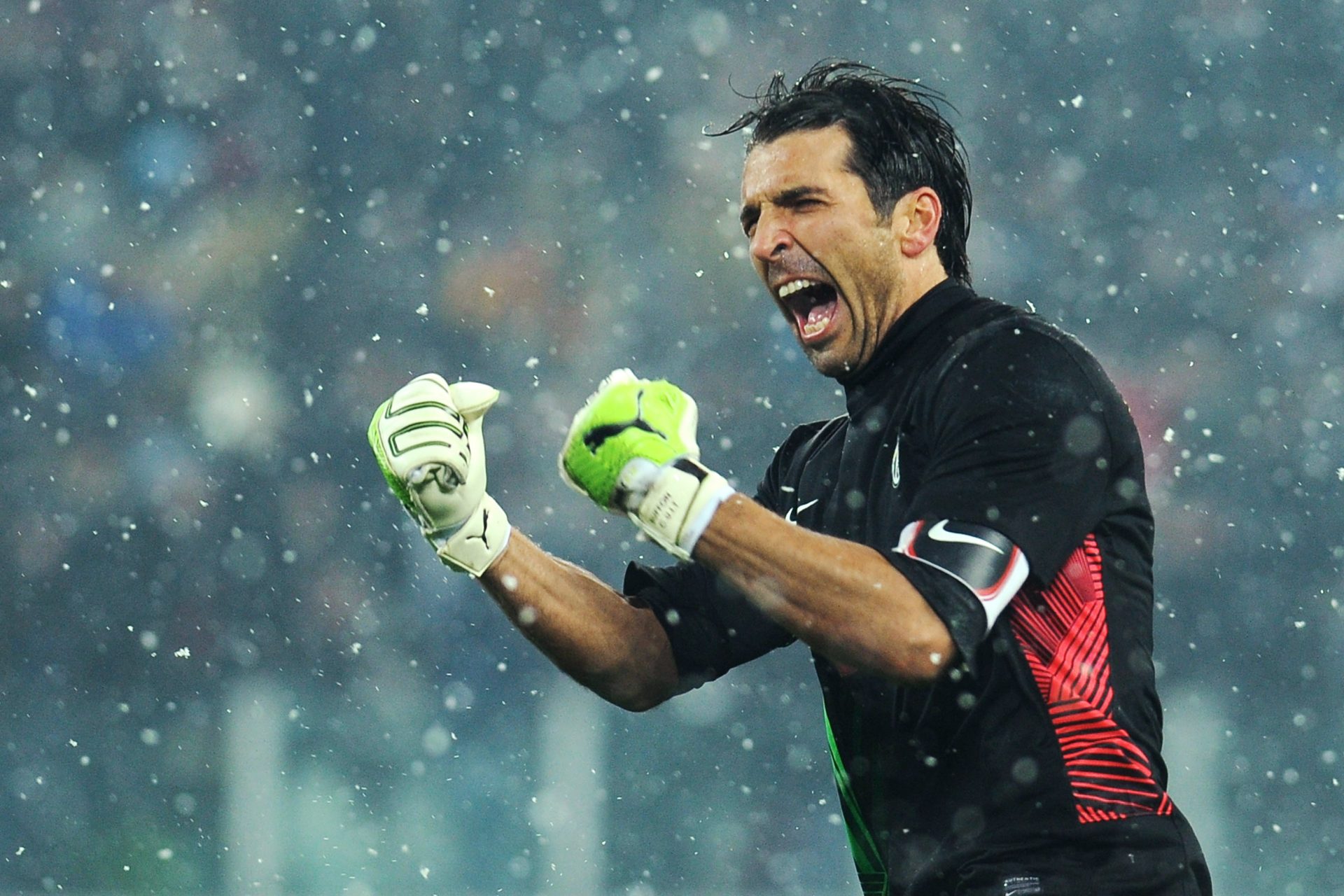 14. Il portiere Gianluigi Buffon