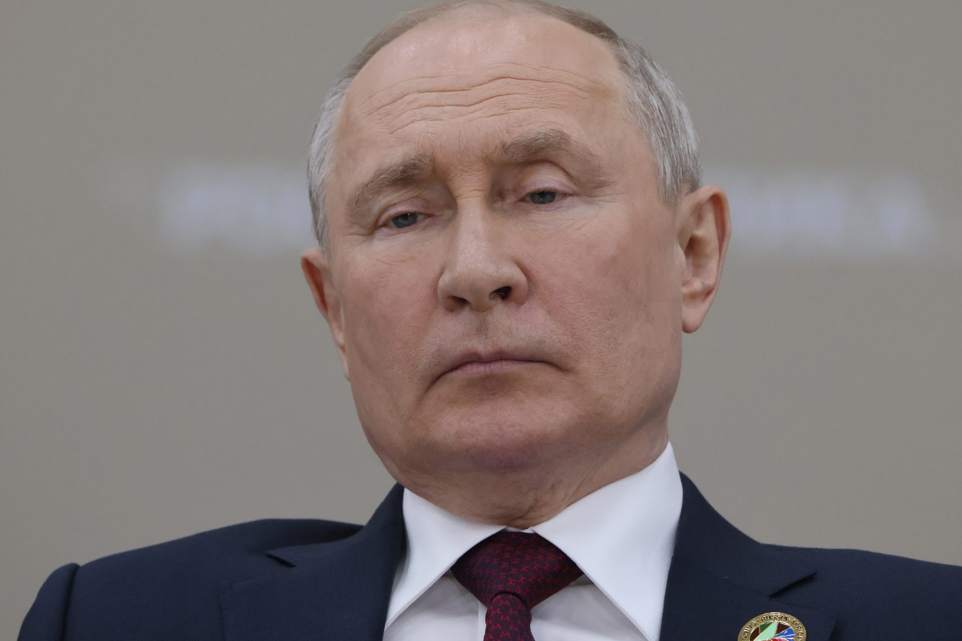 侵攻を正当化するプーチン大統領：ロシア政権が主張する「陰謀論」とは