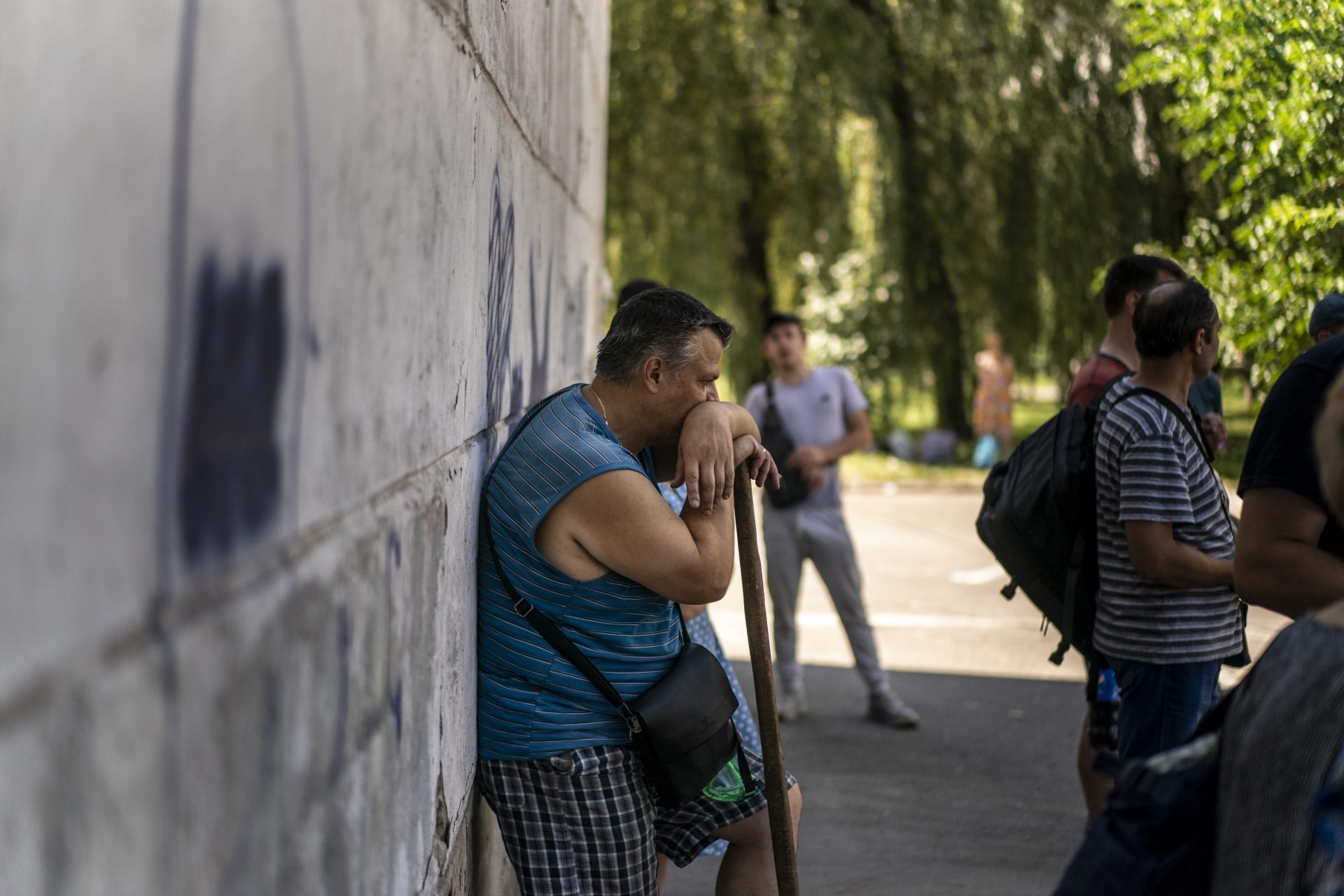 Figures on the wounded 