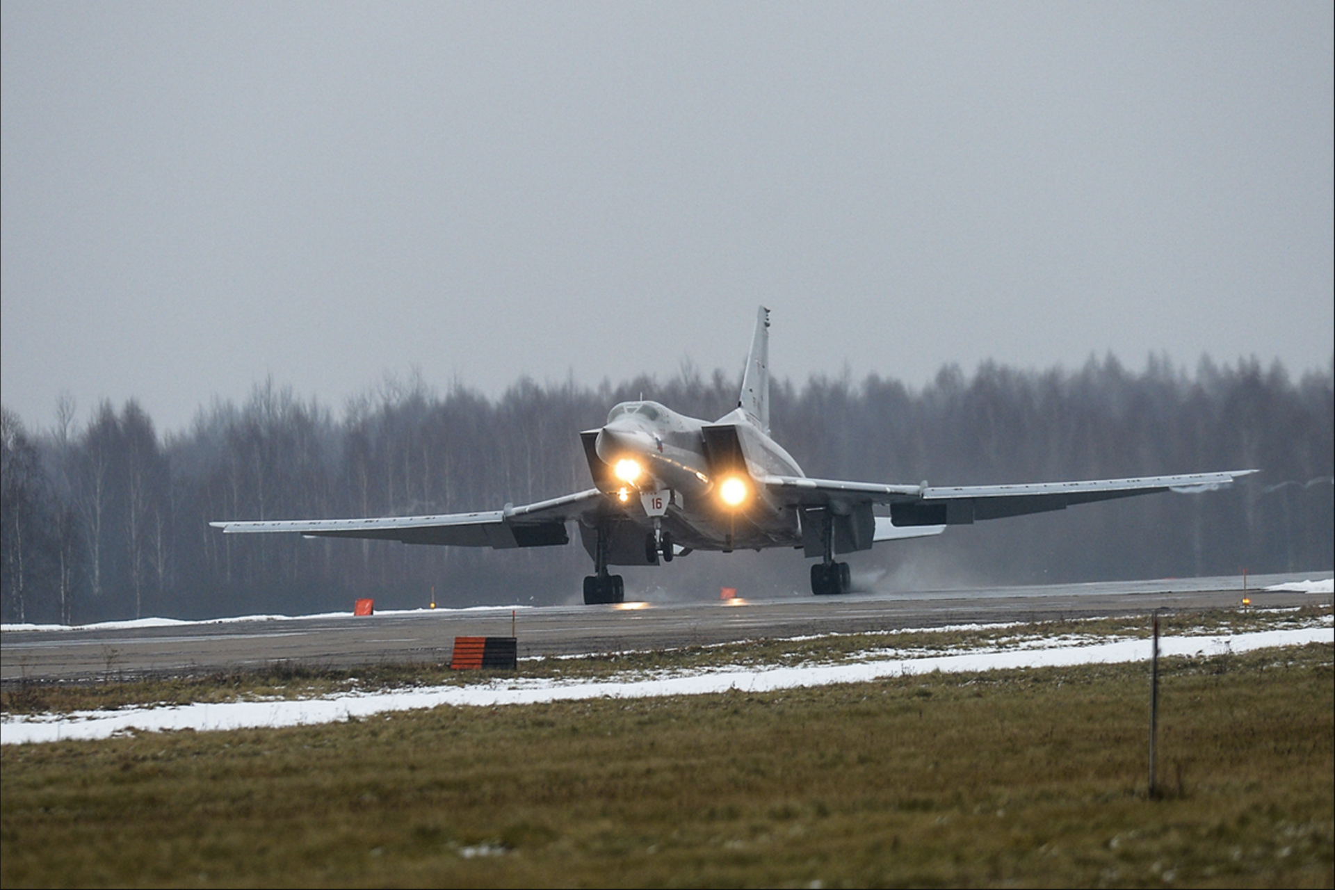 シャイコフカ空軍基地への攻撃