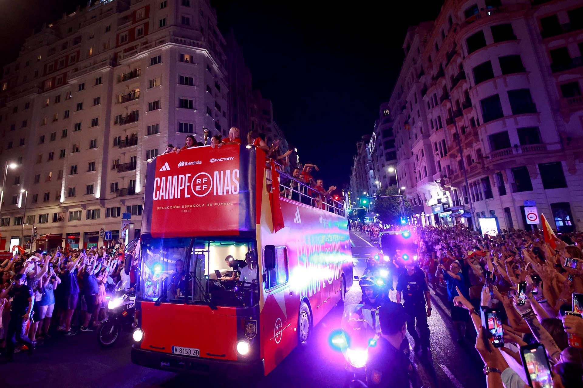 Fiesta por las calles de Madrid
