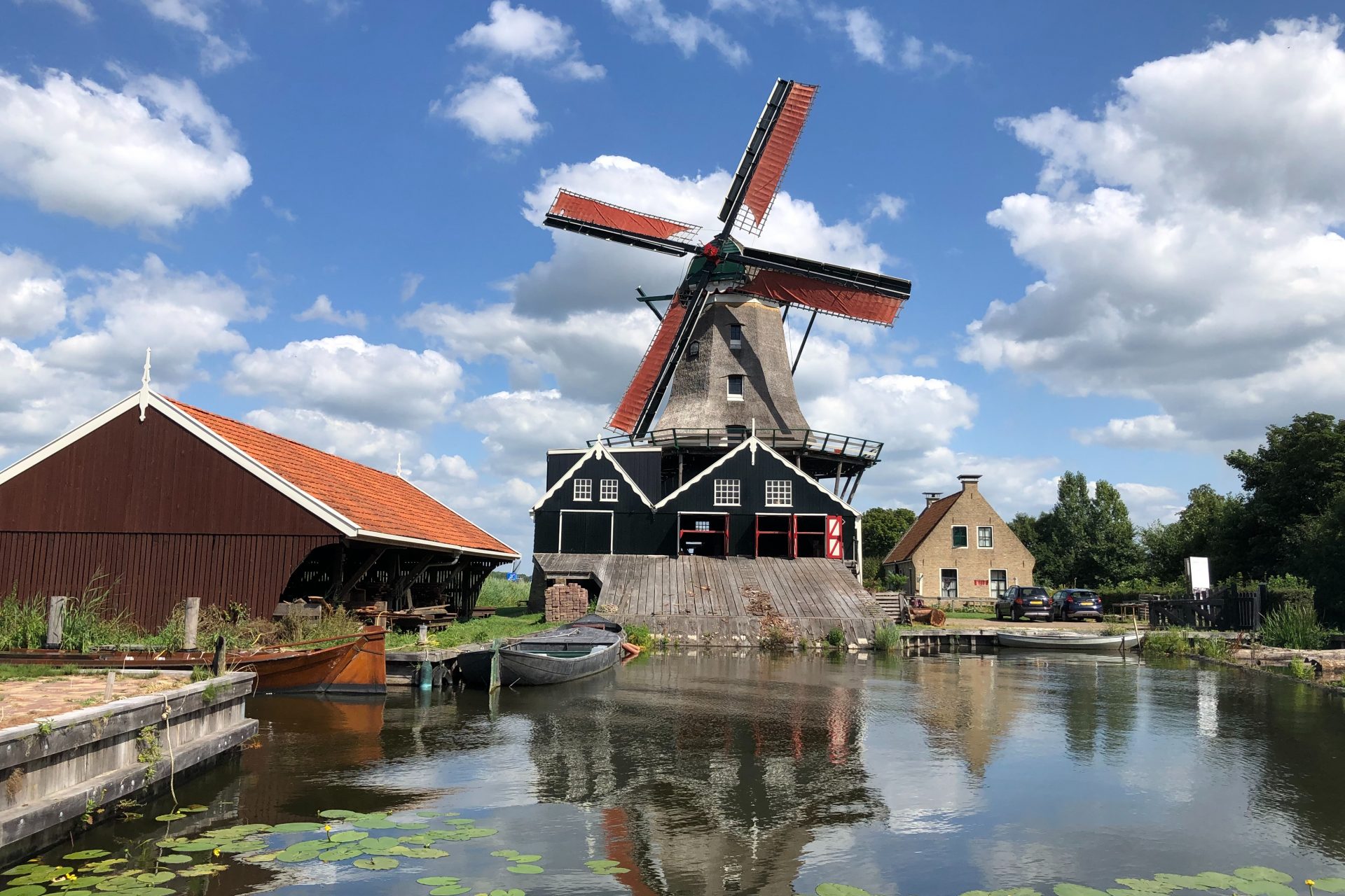 35 meren in Friesland; 24 in de Friese Meren