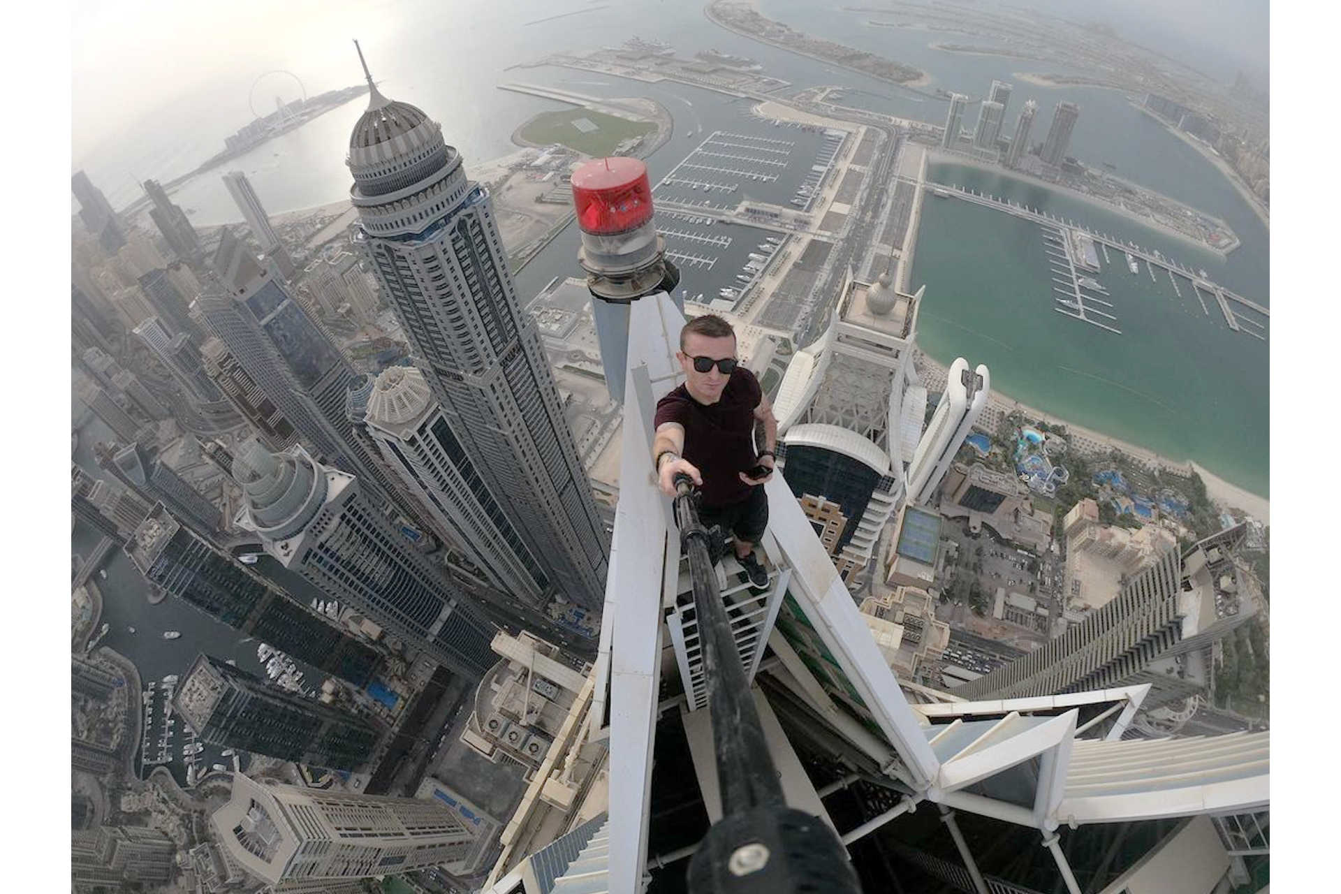 Décès tragique du photographe de l'extrême Remi Enigma (30 ans), tombé du 68e étage d'un gratte-ciel