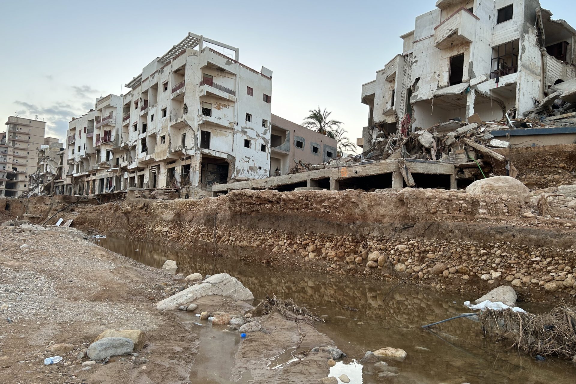 Inondations en Libye : l'OMS et l'ONU craignent une propagation de maladies