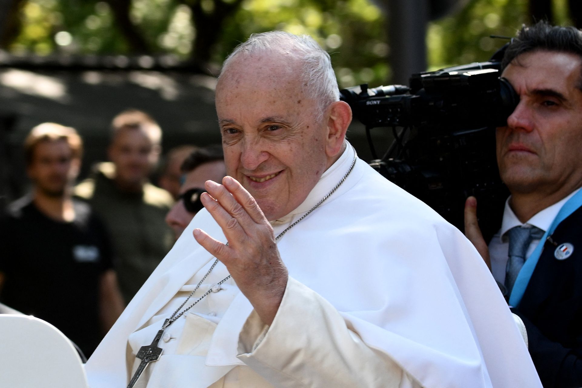 Revivez en images la visite du pape François à Marseille !