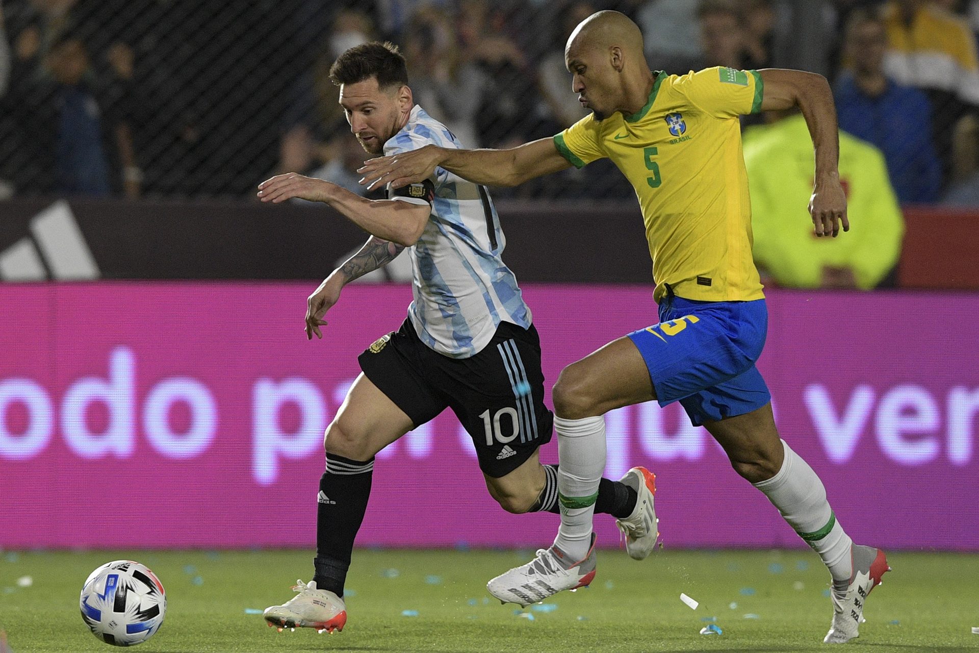 Argentina más oficiales y Brasil, más amistosos