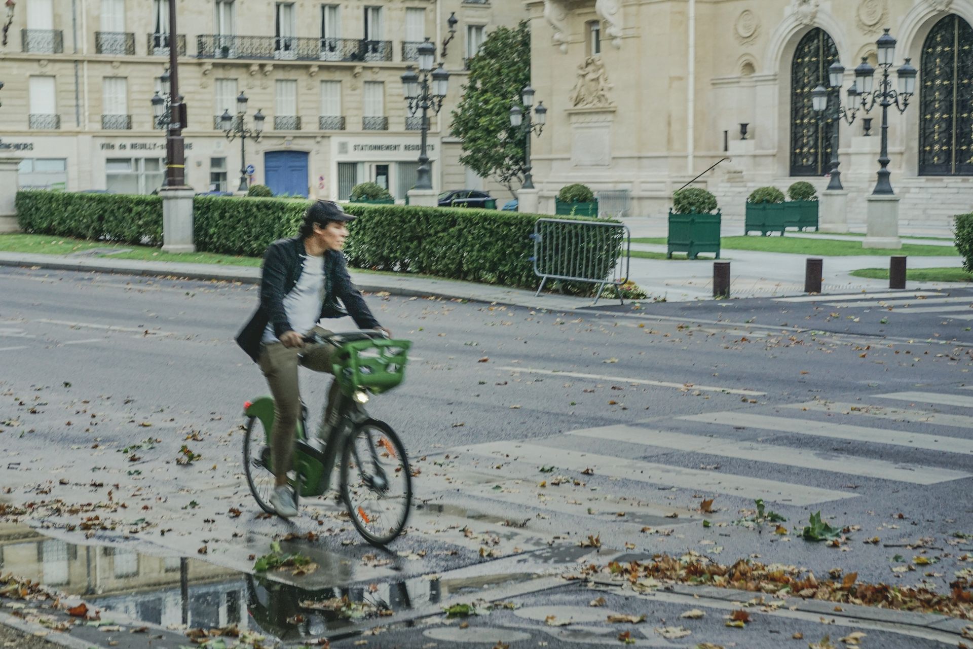 Et de la banlieue parisienne