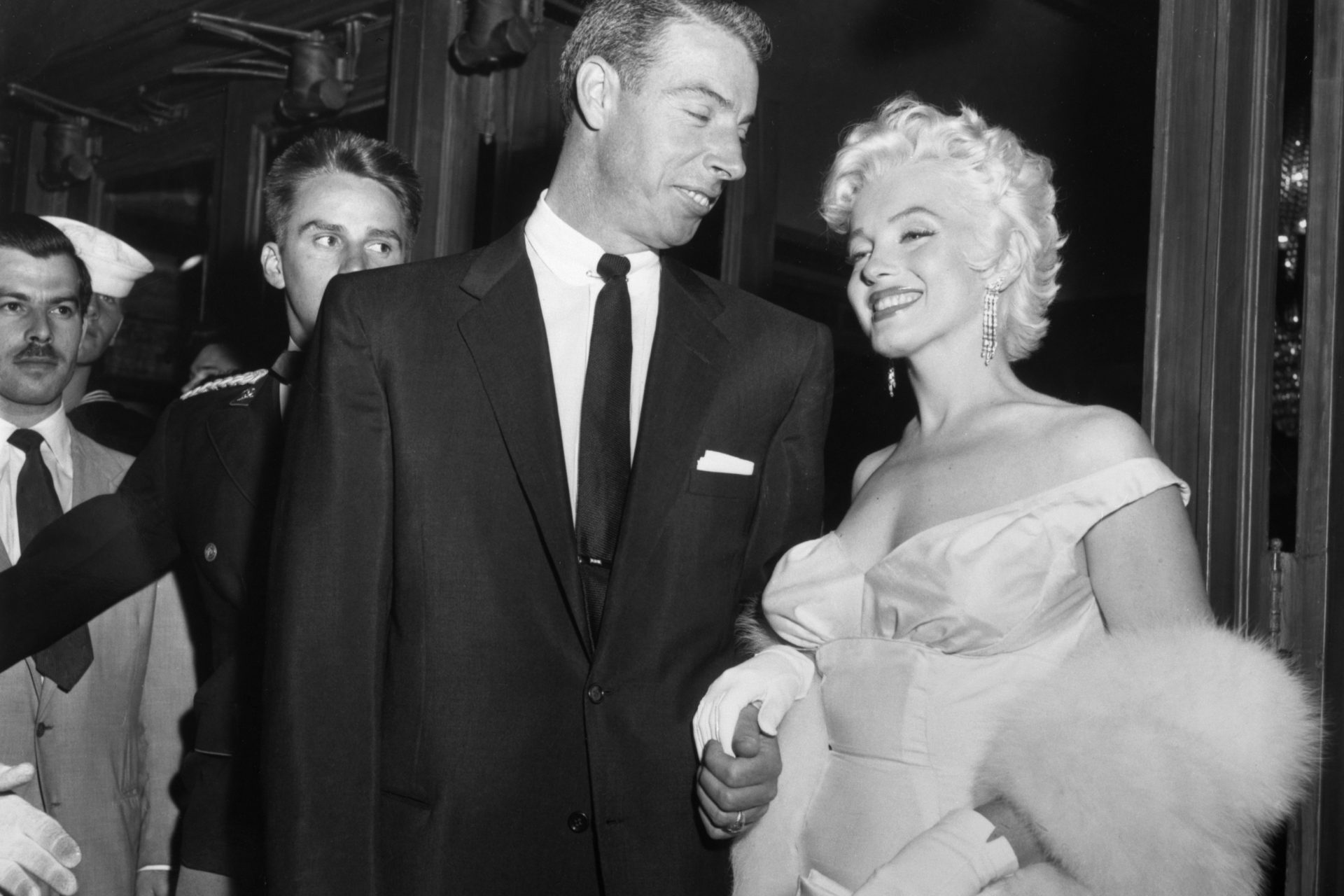 1953 - Marilyn Monroe and Joe DiMaggio