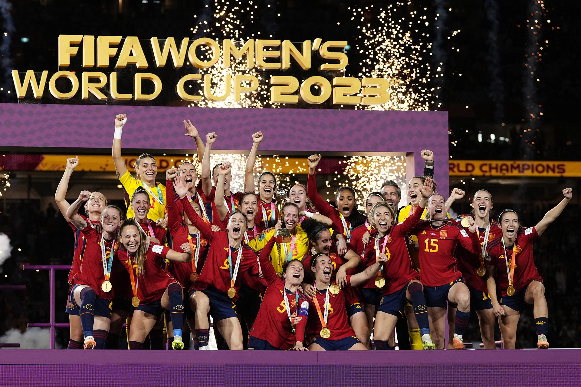 Reconoce el buen momento que vive el fútbol femenino