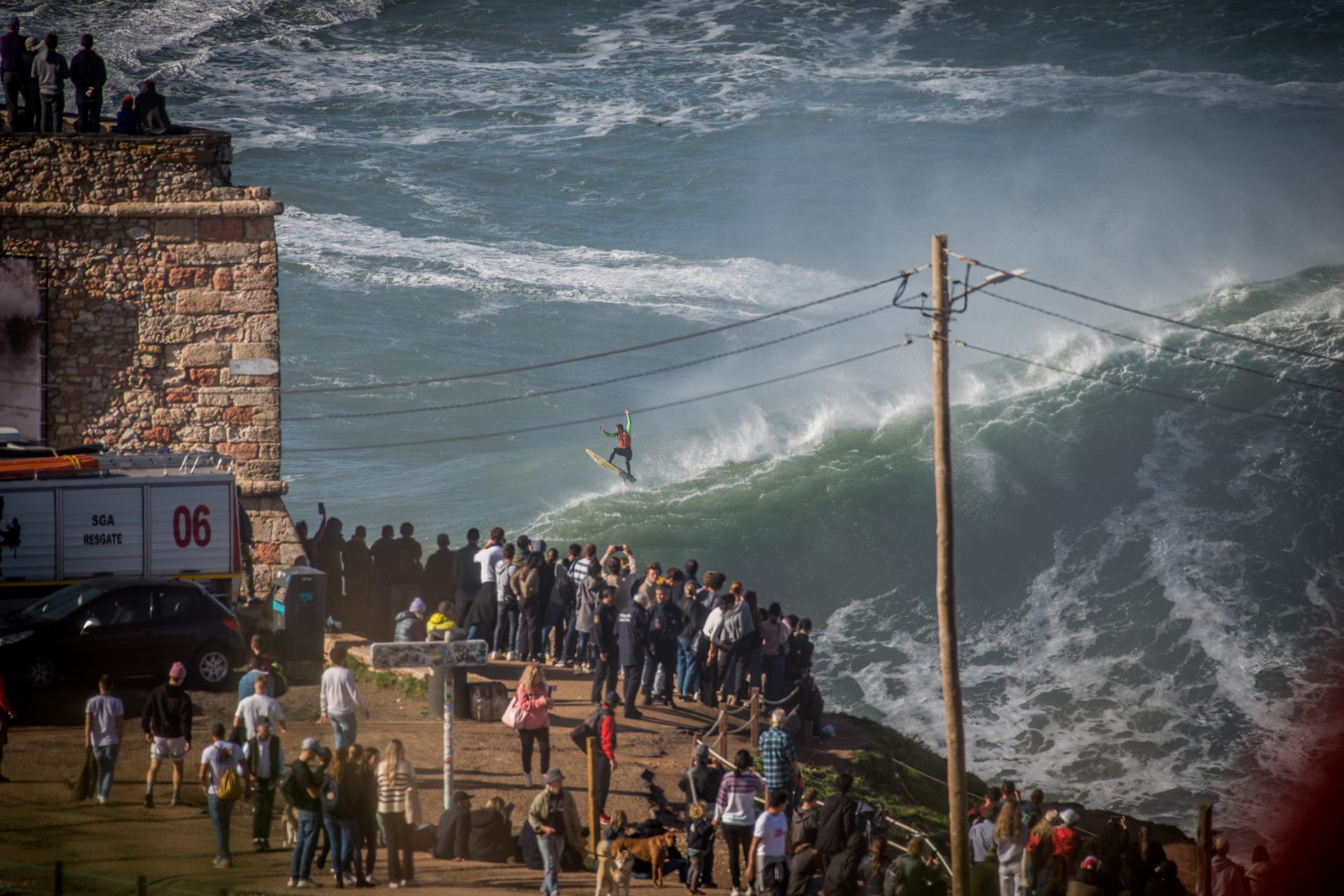 Vista das ondas de Nazaré