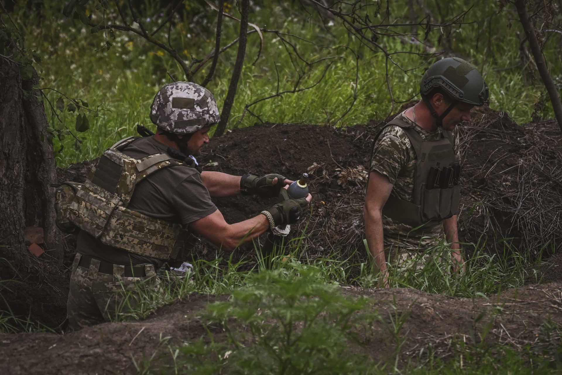 L'Ucraina sta distruggendo l'equipaggiamento militare russo 