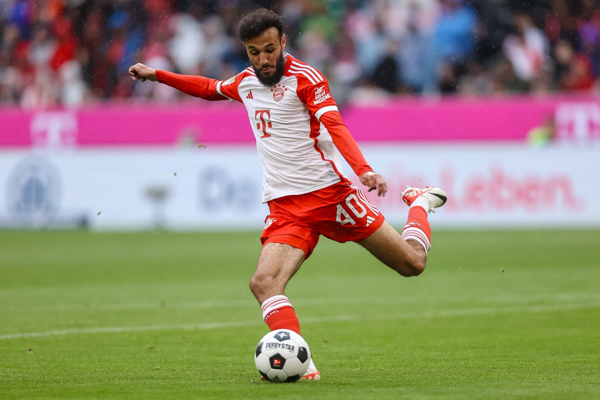 Mazraoui aus Deutschland verweisen