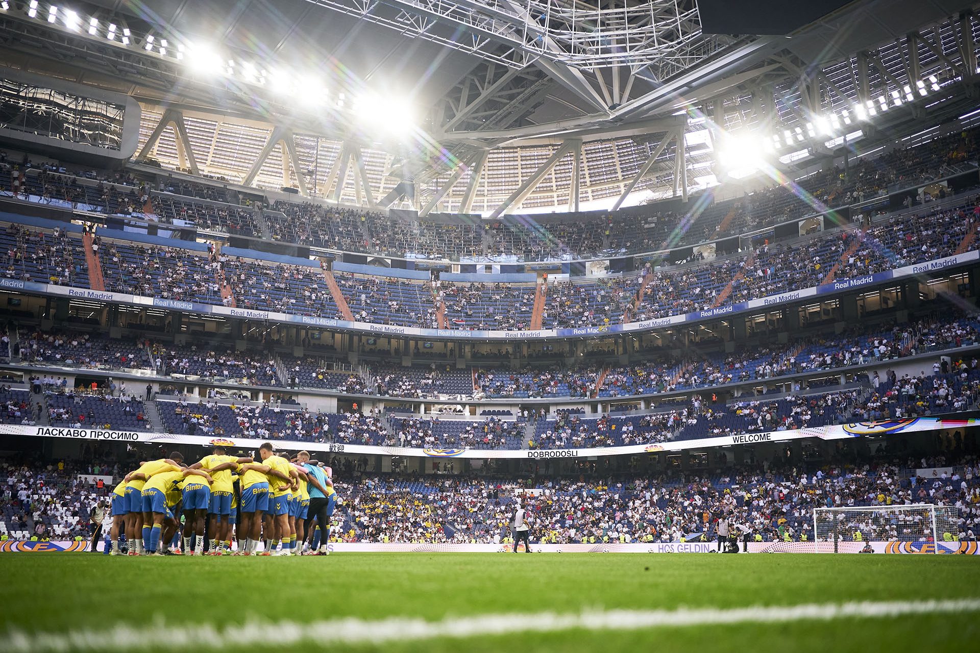 En España el debate podría estar entre el Bernabéu y el Camp Nou