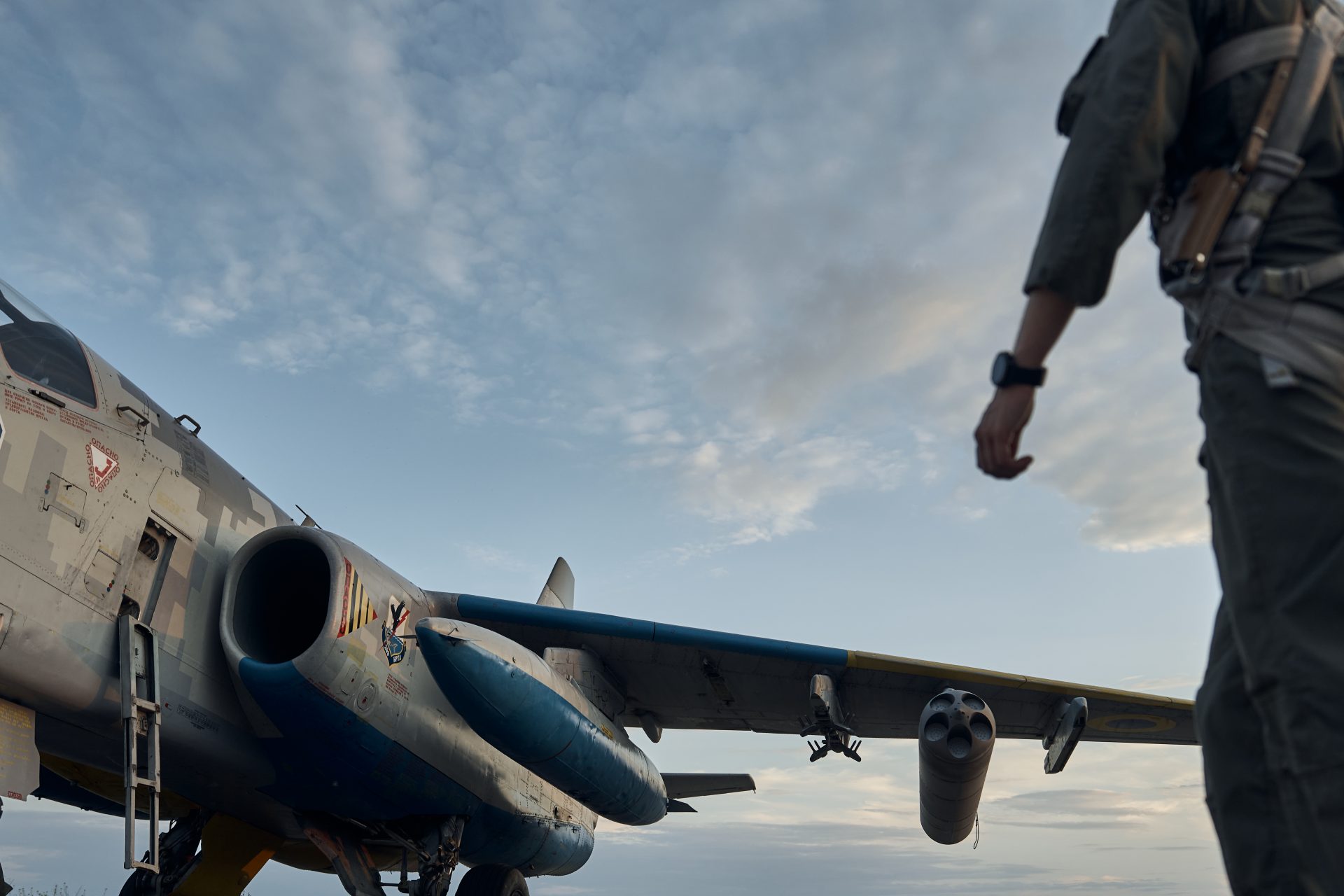 Les États-Unis ont-ils acheté à un allié russe des avions à réaction hors d'usage, destinés à l'Ukraine ?