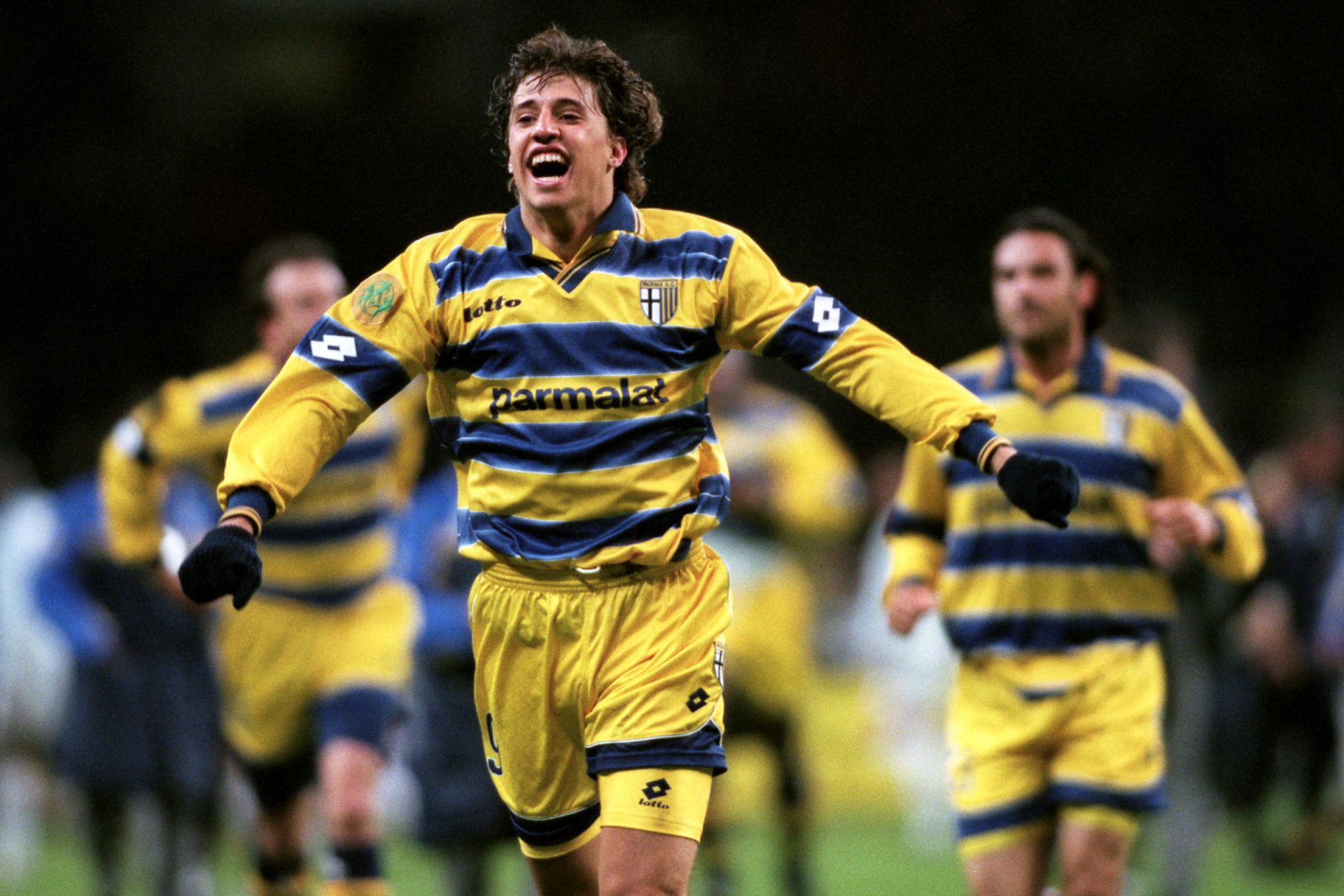 What happened to former Argentina and Chelsea striker Hernán Crespo?