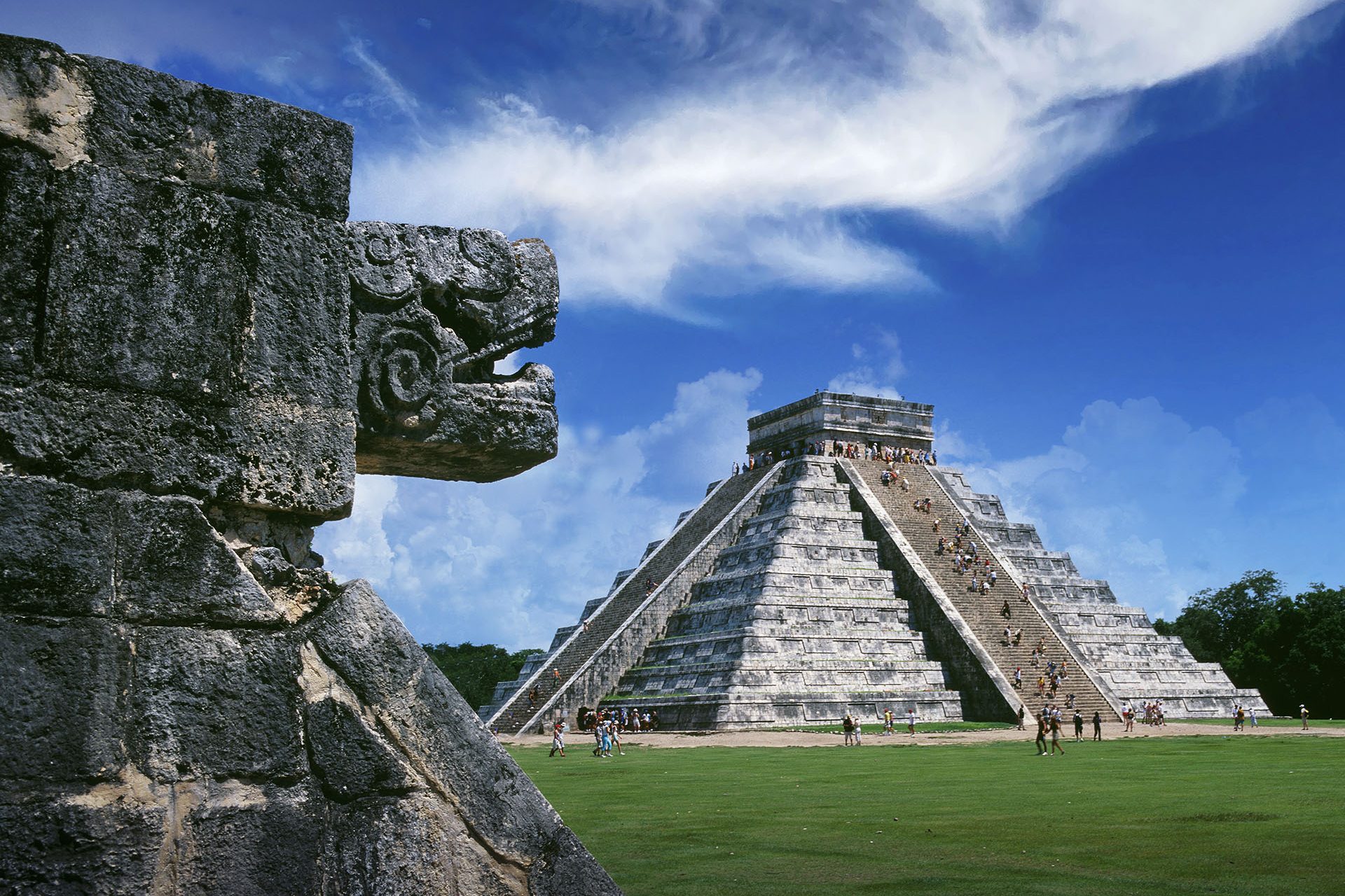 Enigmas sobre la civilización maya 
