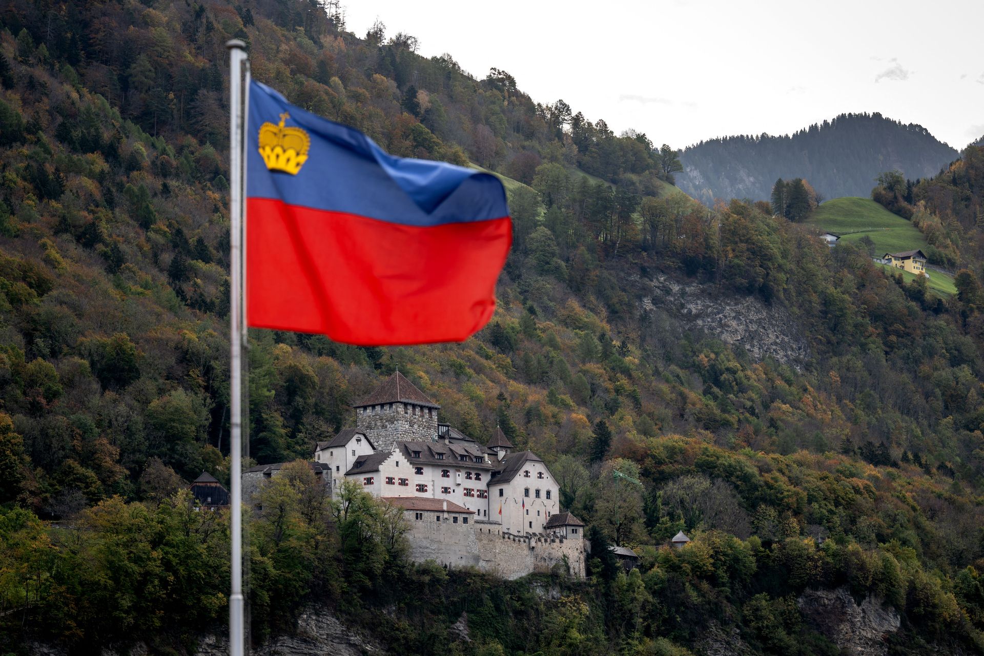 Johann II (Liechtenstein, 70 ans de 1858 à 1929)