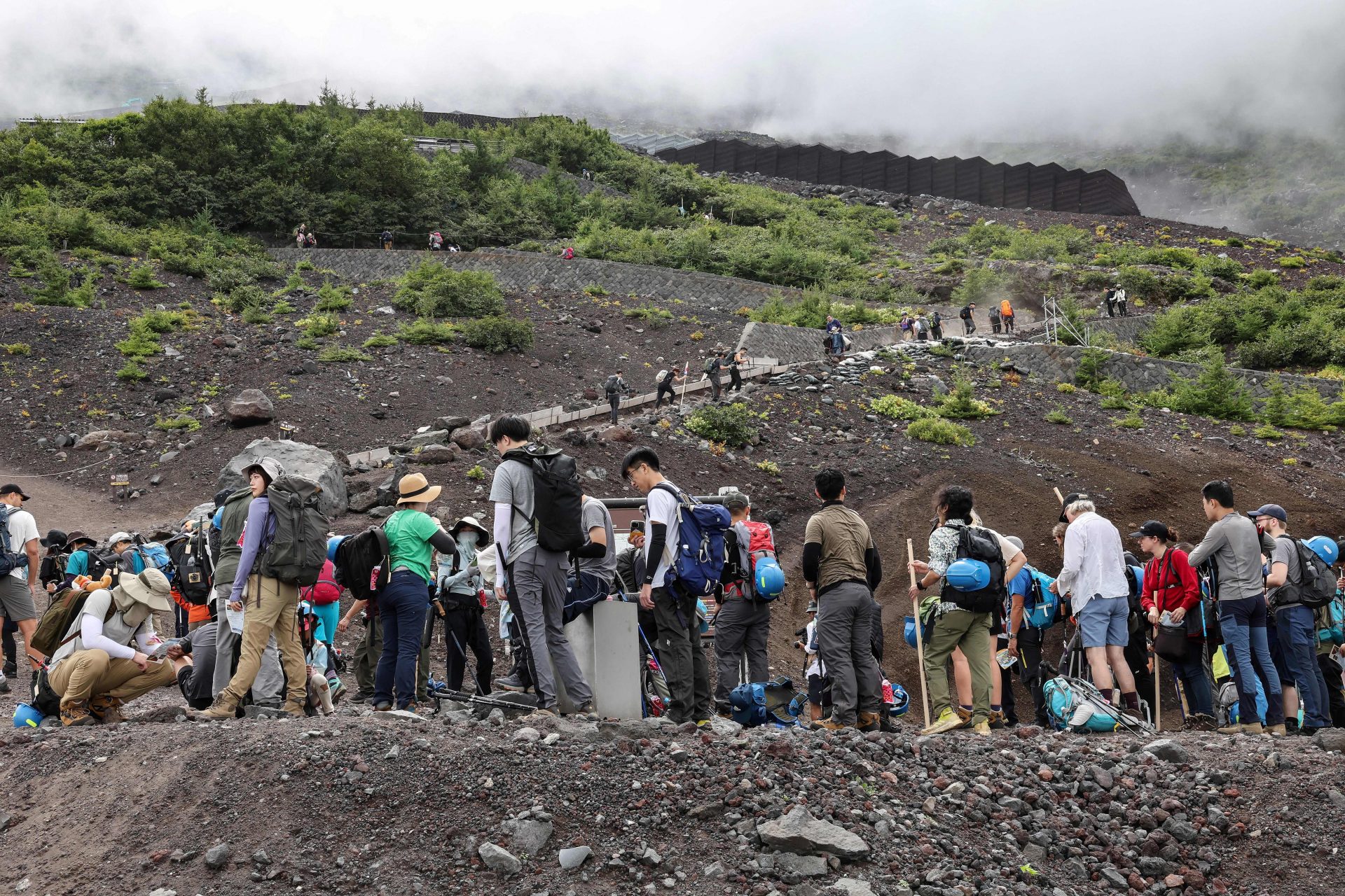  Restricciones para escalar el Monte Fuji 