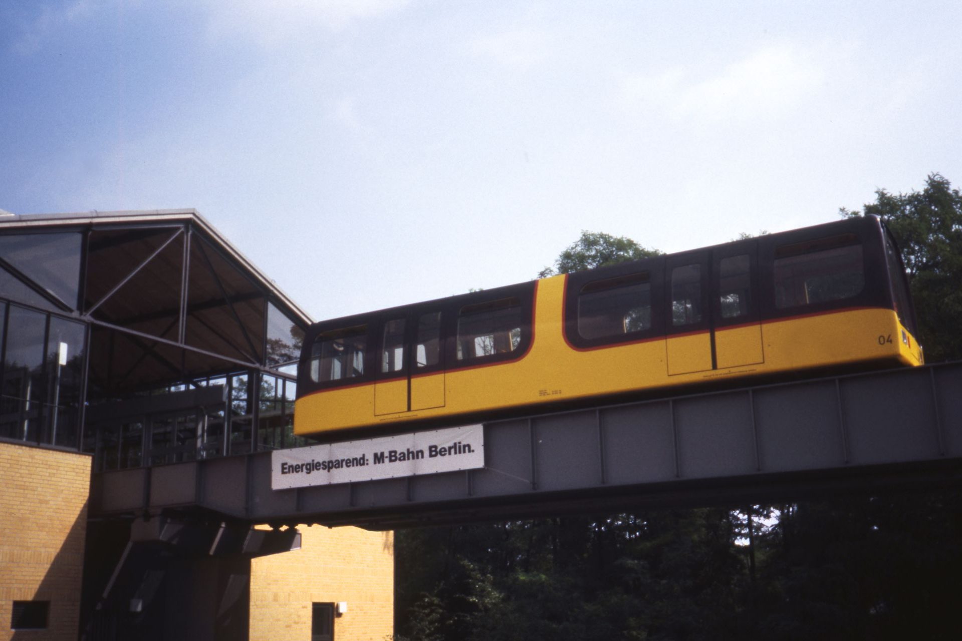 Un premier M-Bahn à la chute du Mur