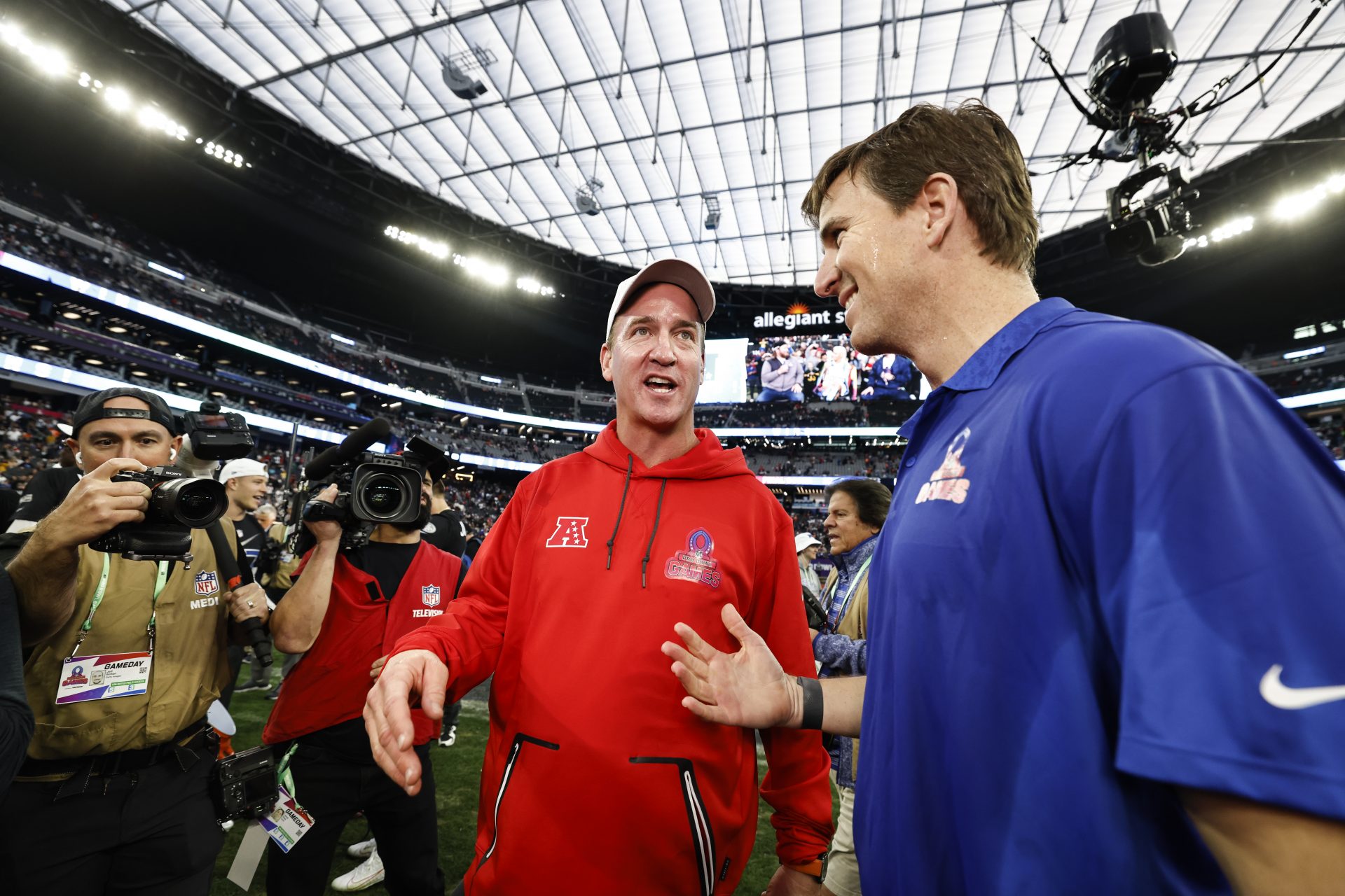 Bud Light Buddies With Manning