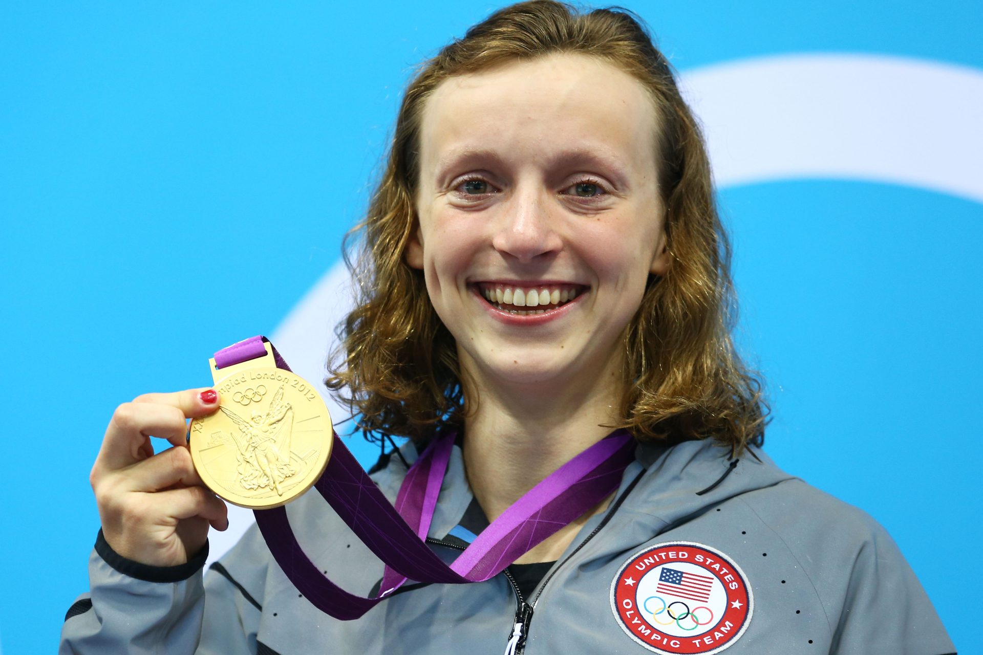 Katie Ledecky beat Jazmin Carlin in the 2016 400-metre freestyle by how many seconds?