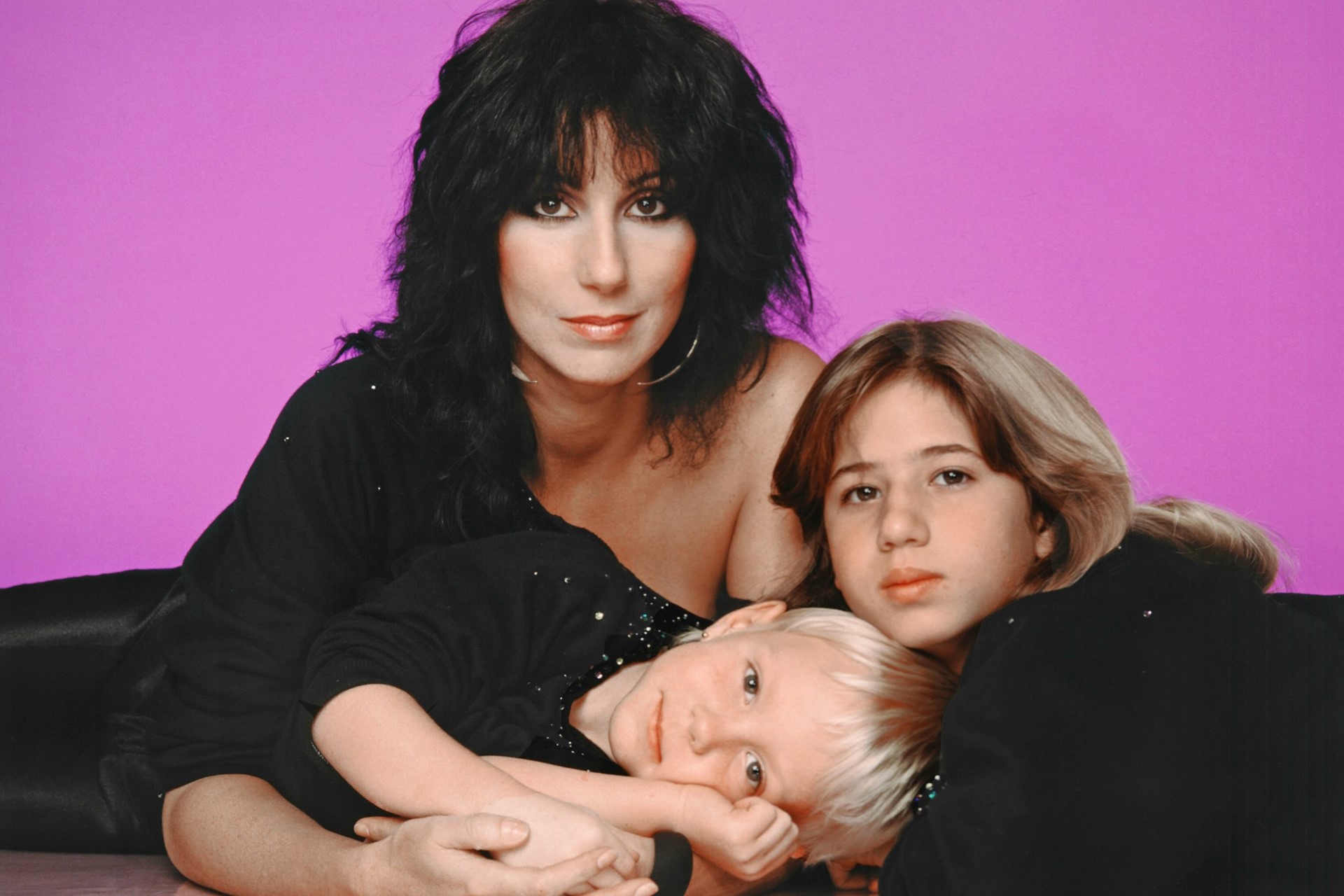 Las turbulentas vidas de los hijos de Cher: Elijah Allman y Chaz Bono