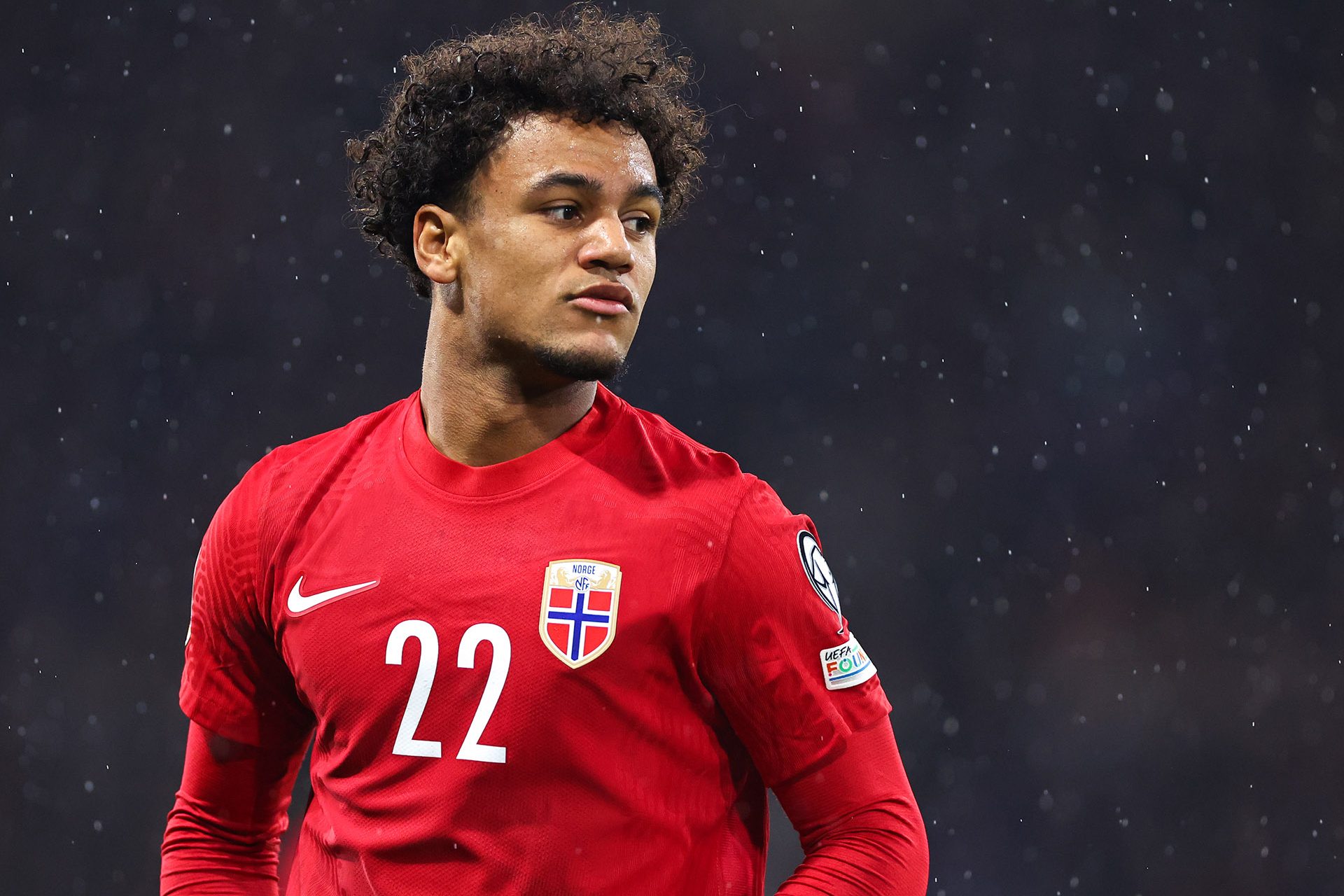 Ya ha debutado con la selección absoluta de Noruega