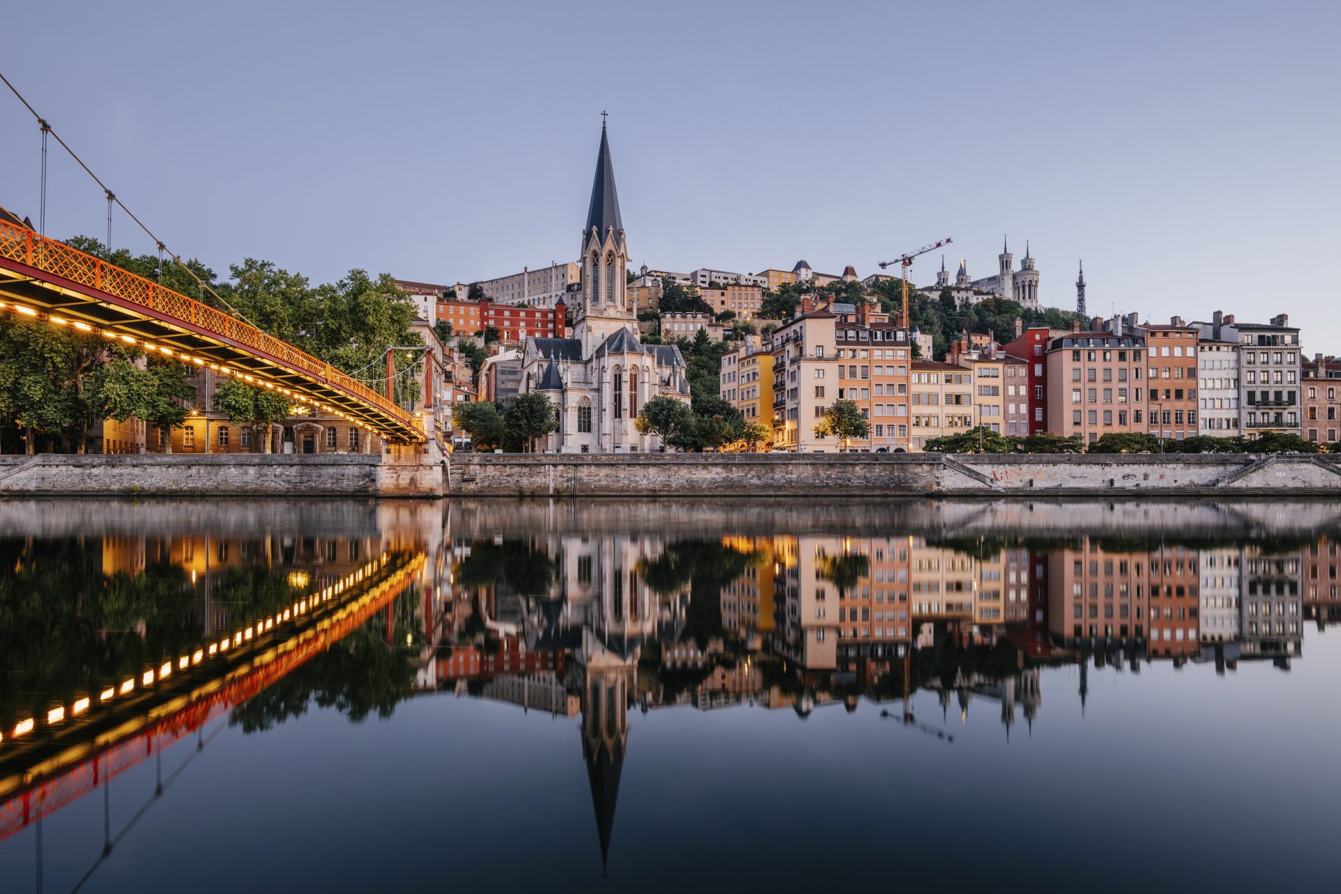 Alternativa: Lyon, França