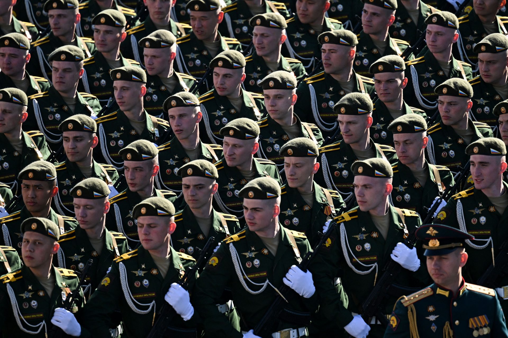 ロシア兵の配属を求める司令部
