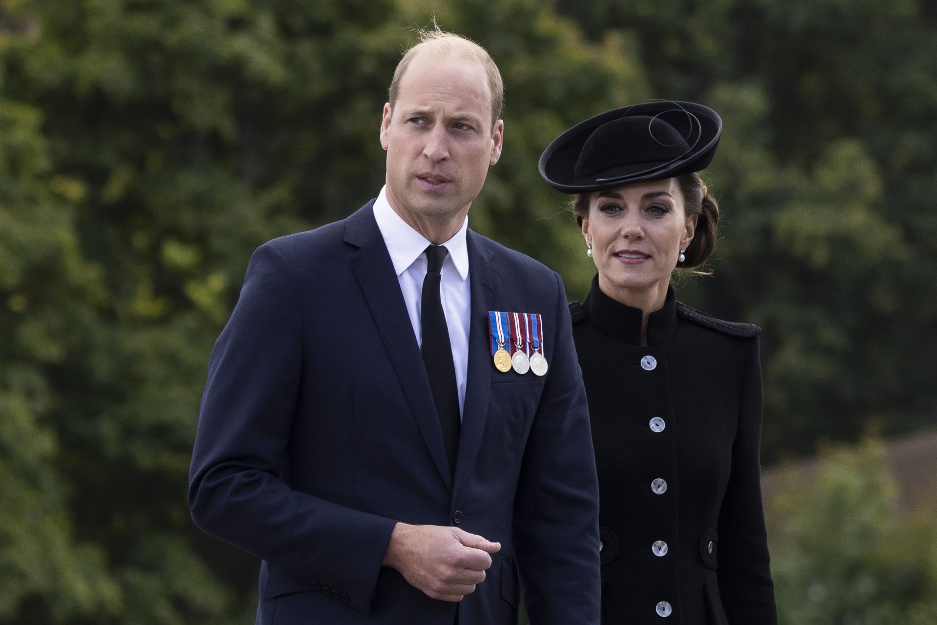 ¿Dónde están el príncipe William y Kate Middleton? ¿Qué está pasando con la familia real?