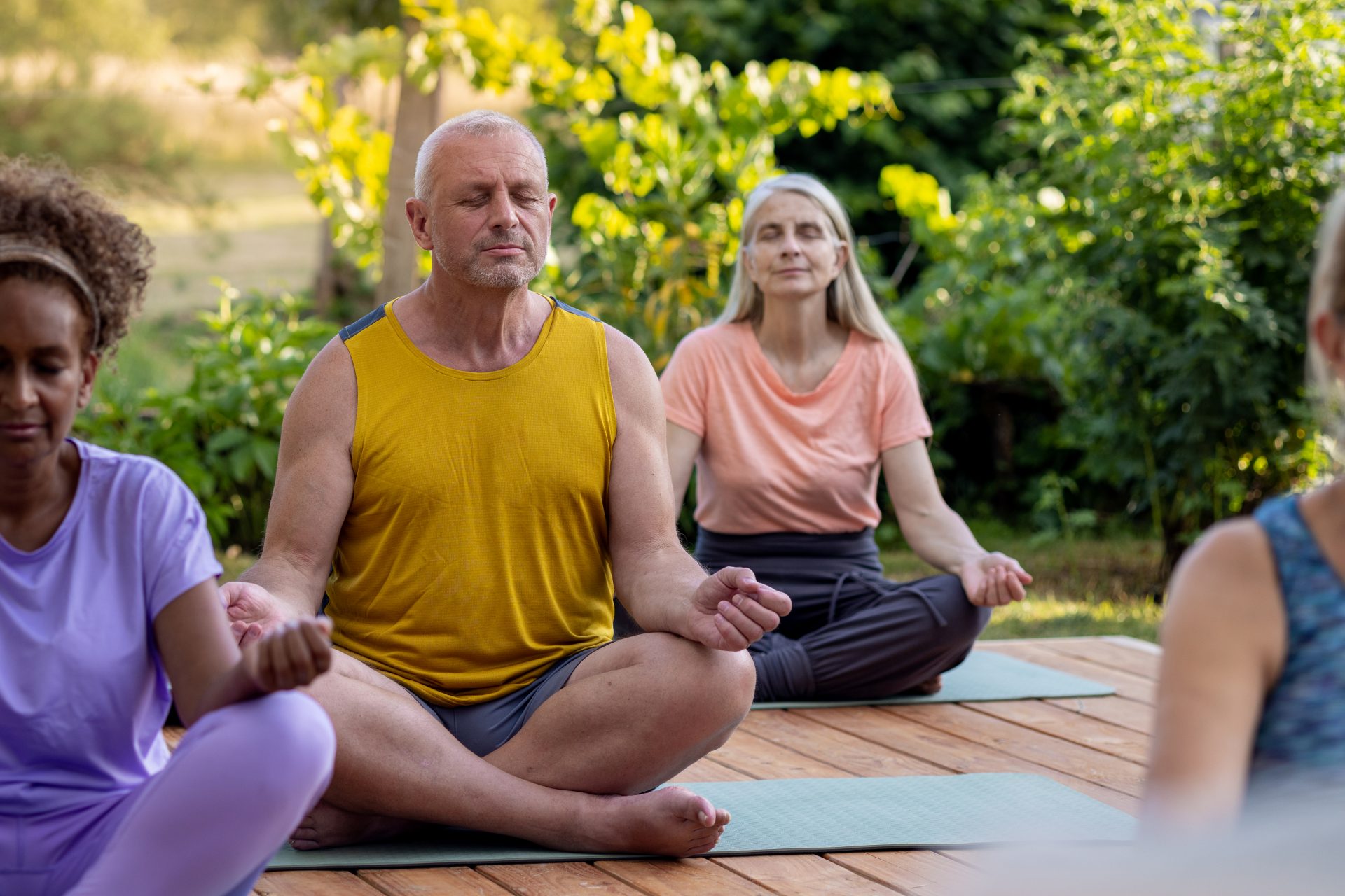 Únase a un grupo de meditación