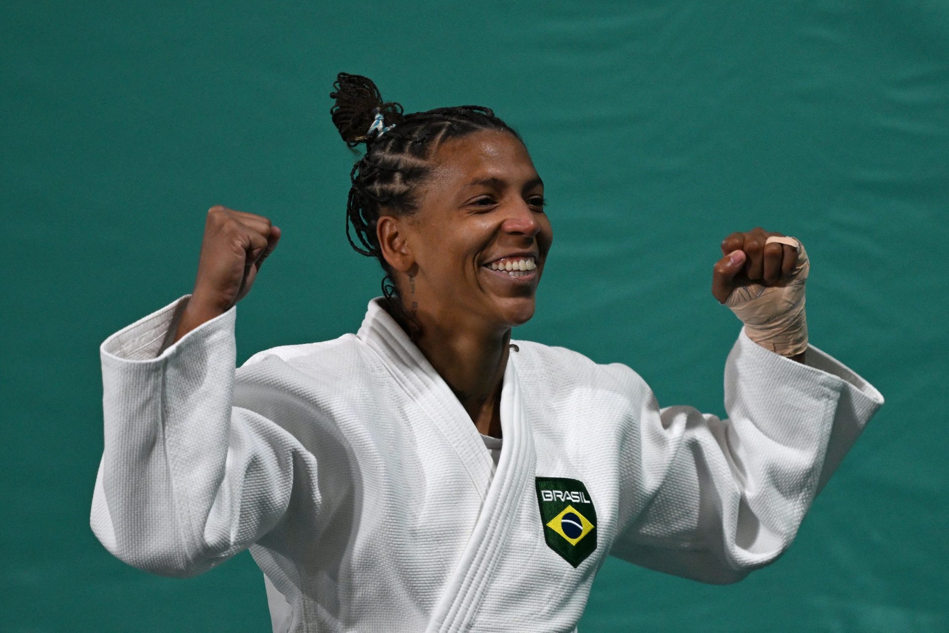 Medalha cassada, racismo e volta por cima: a história da judoca Rafaela Silva