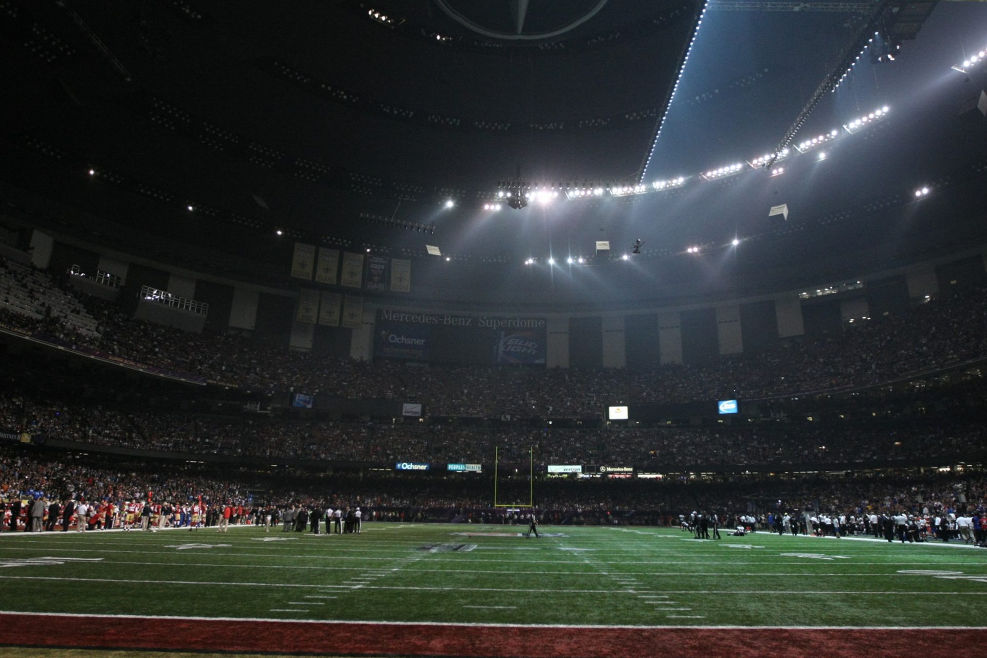 Super Bowl XLVII: Into the darkness