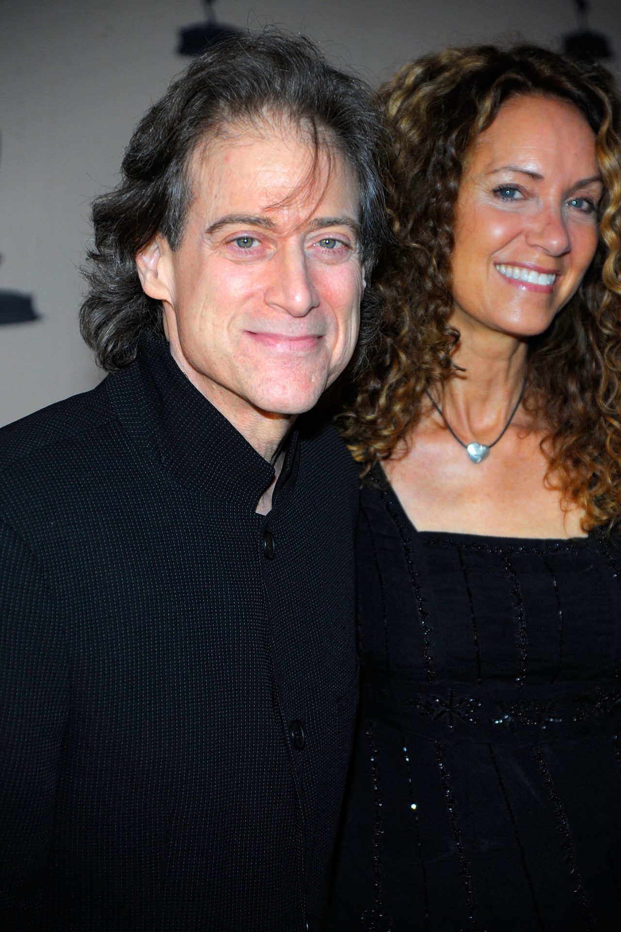 Lewis married Joyce Lapinsky in 2005