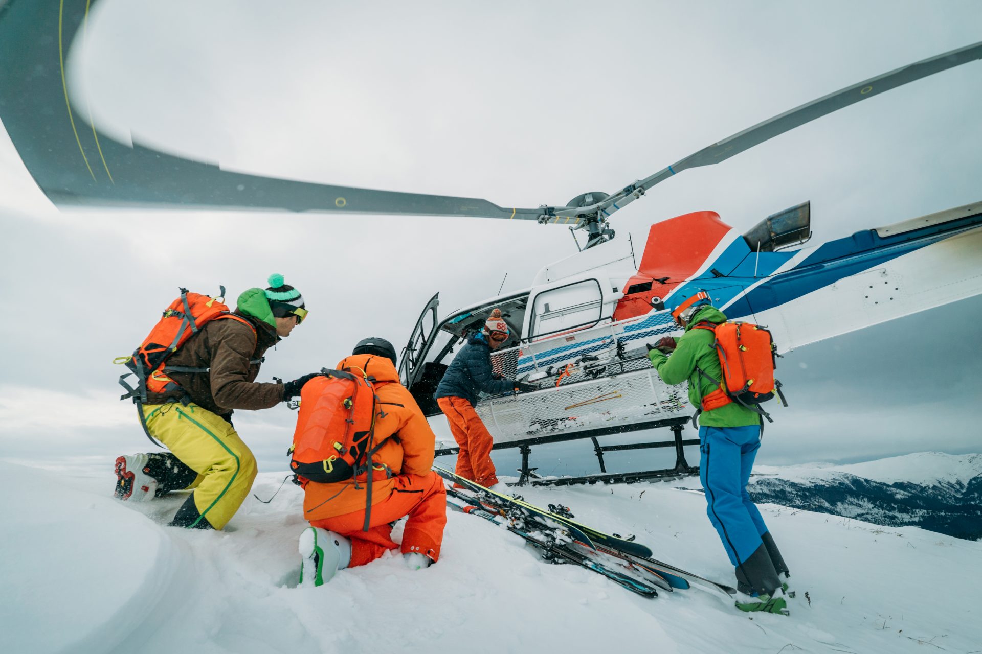 Heliskiing: cooler Sport oder unnötige Umweltbelastung?