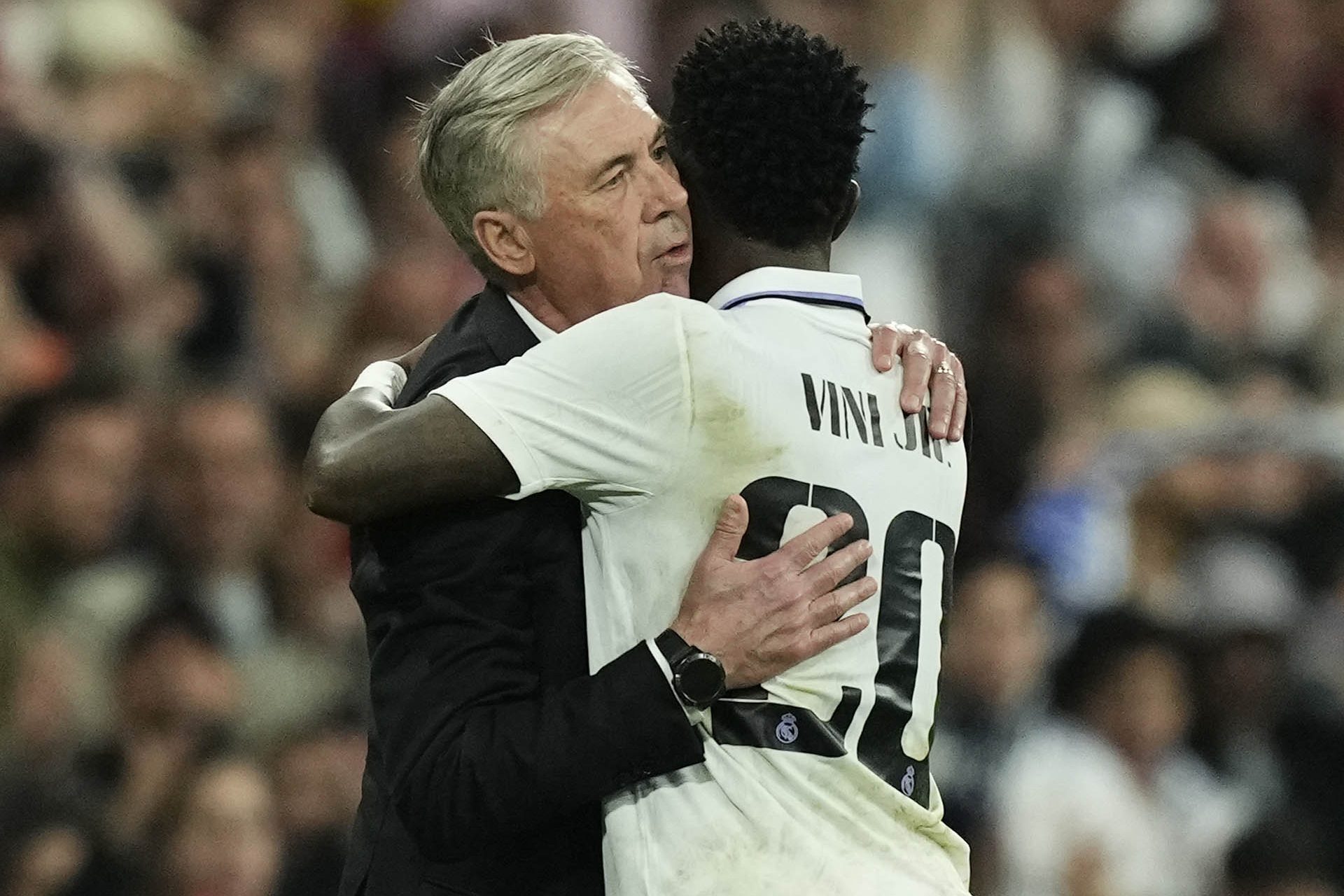 Apoio de Ancelotti e seus companheiros