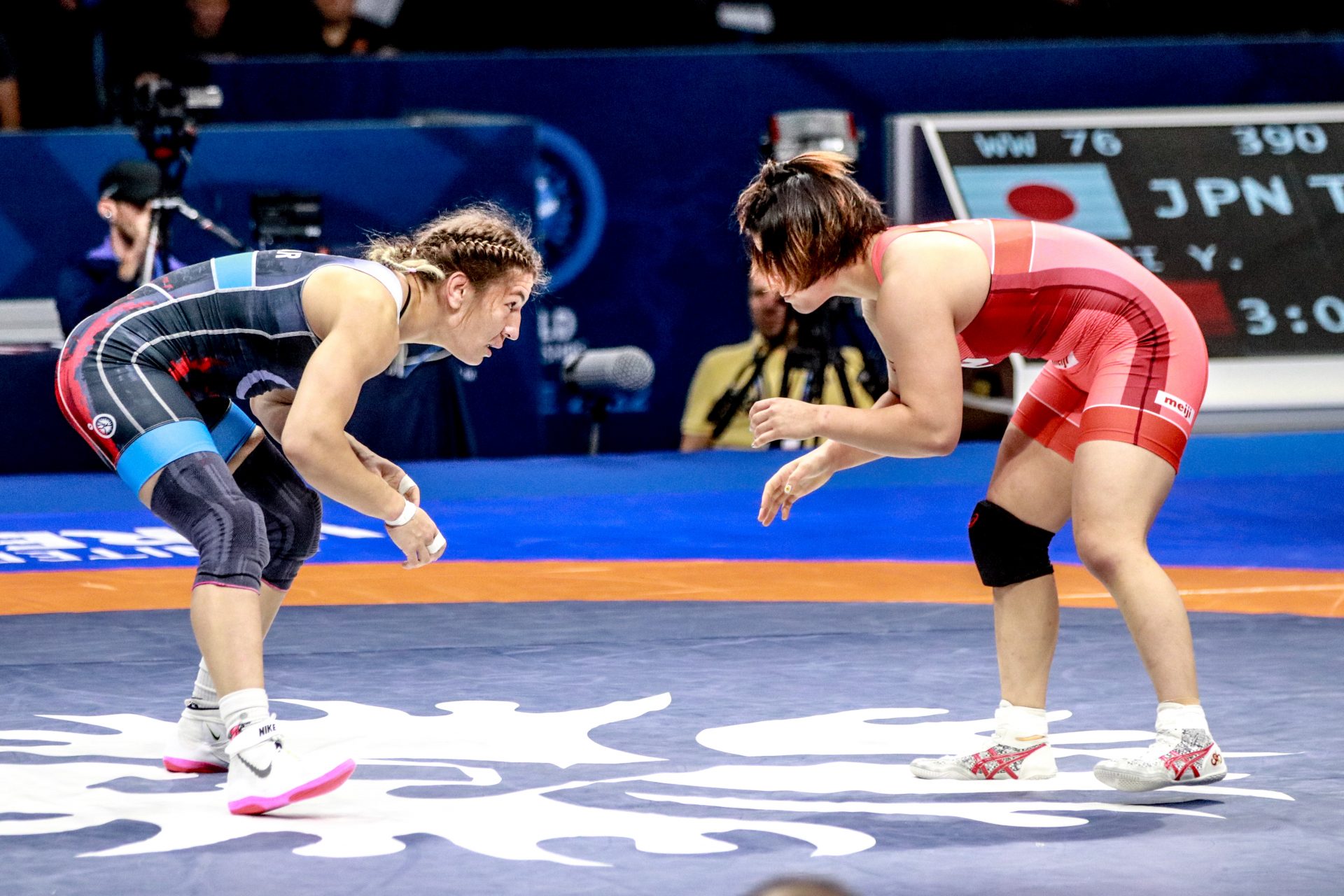 女子レスリング最重量級で日本に20年ぶりの金メダルをもたらした鏡優翔選手