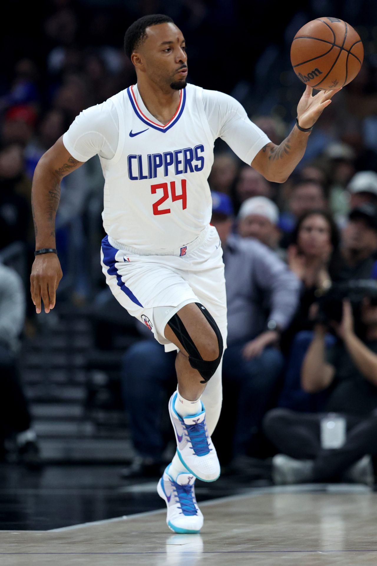 Clippers bench