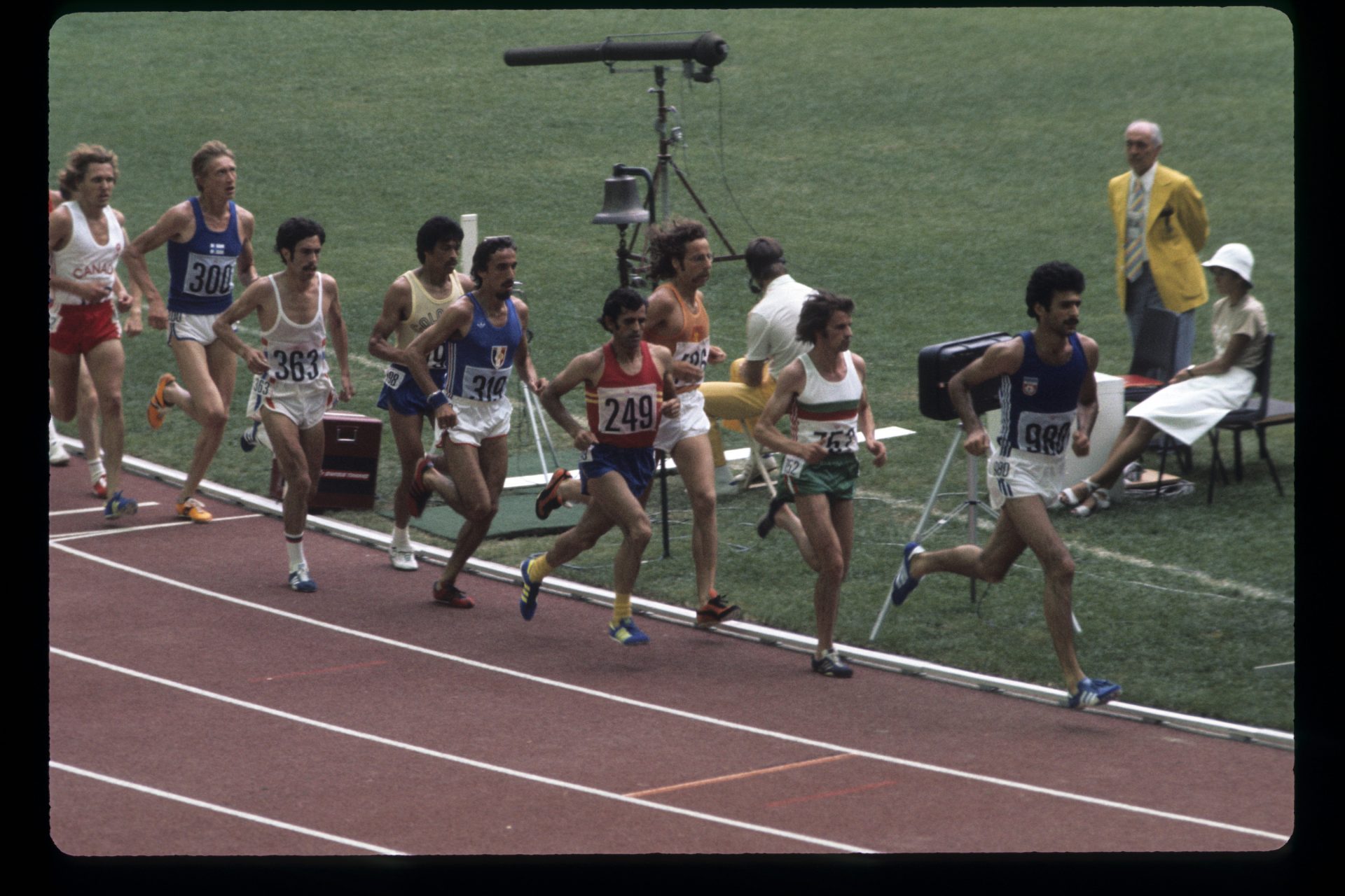 Carlos Lopes é uma figura icônica no mundo do atletismo