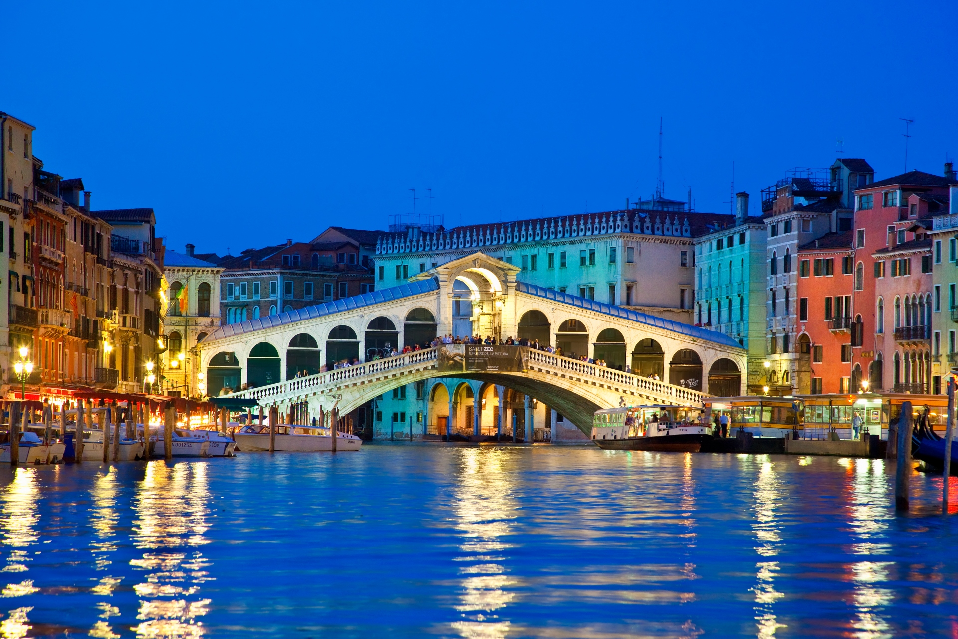 Puente Rialto - Venecia, Italia