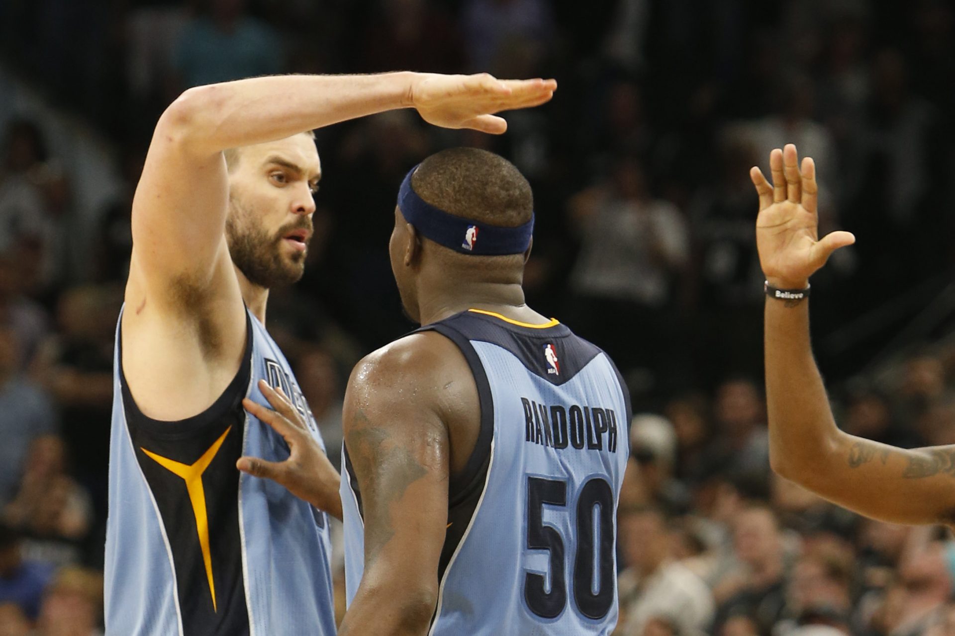 2011: (8) Memphis Grizzlies defeat (1) San Antonio Spurs