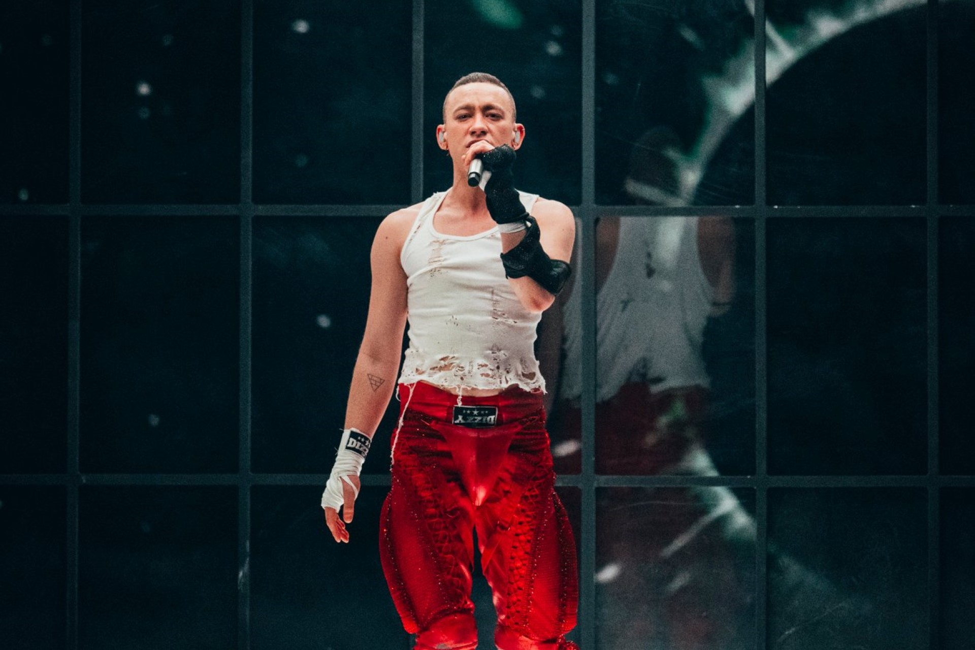 United Kingdom / Olly Alexander - 'Dizzy' (Big Five)