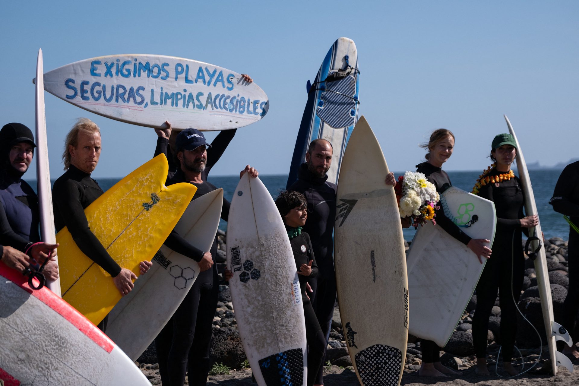 Surfers protesteren
