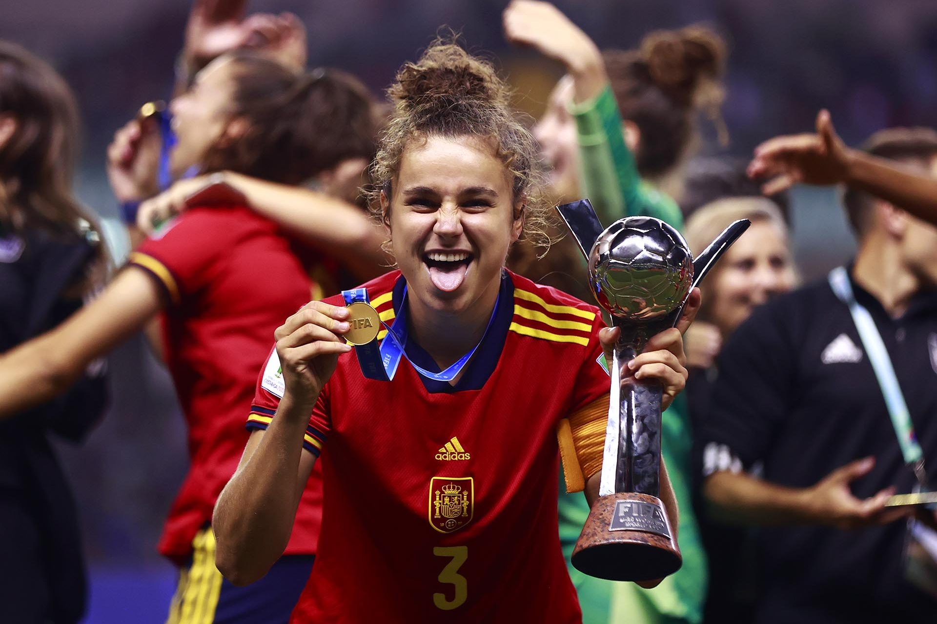 La futbolista española más cara que causa sensación en América